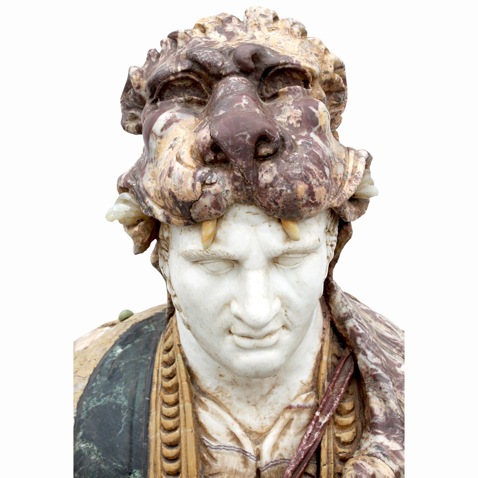 Buste grandeur nature en marbre italien du XIXe siècle représentant un guerrier gréco-romain en vente 5