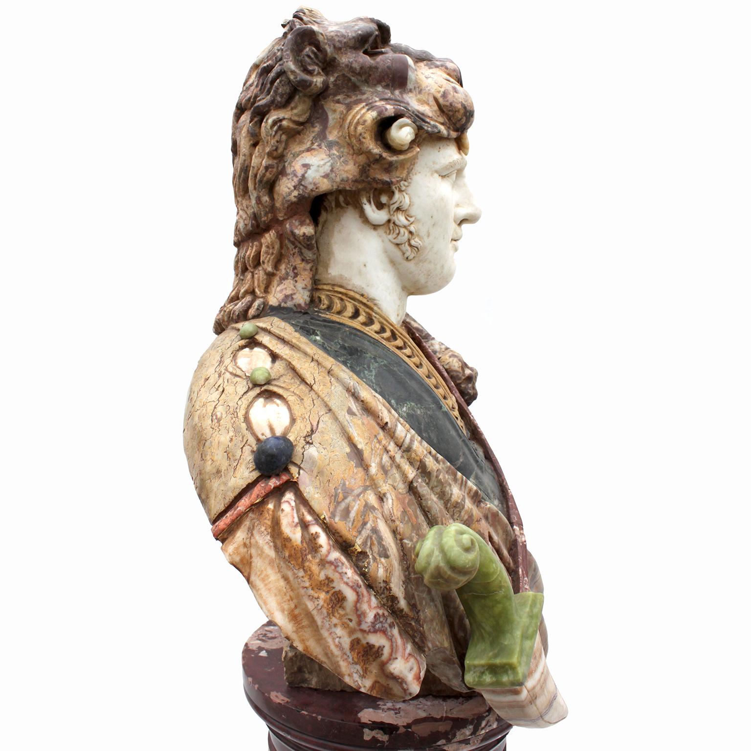 20ième siècle Buste grandeur nature en marbre italien du XIXe siècle représentant un guerrier gréco-romain en vente