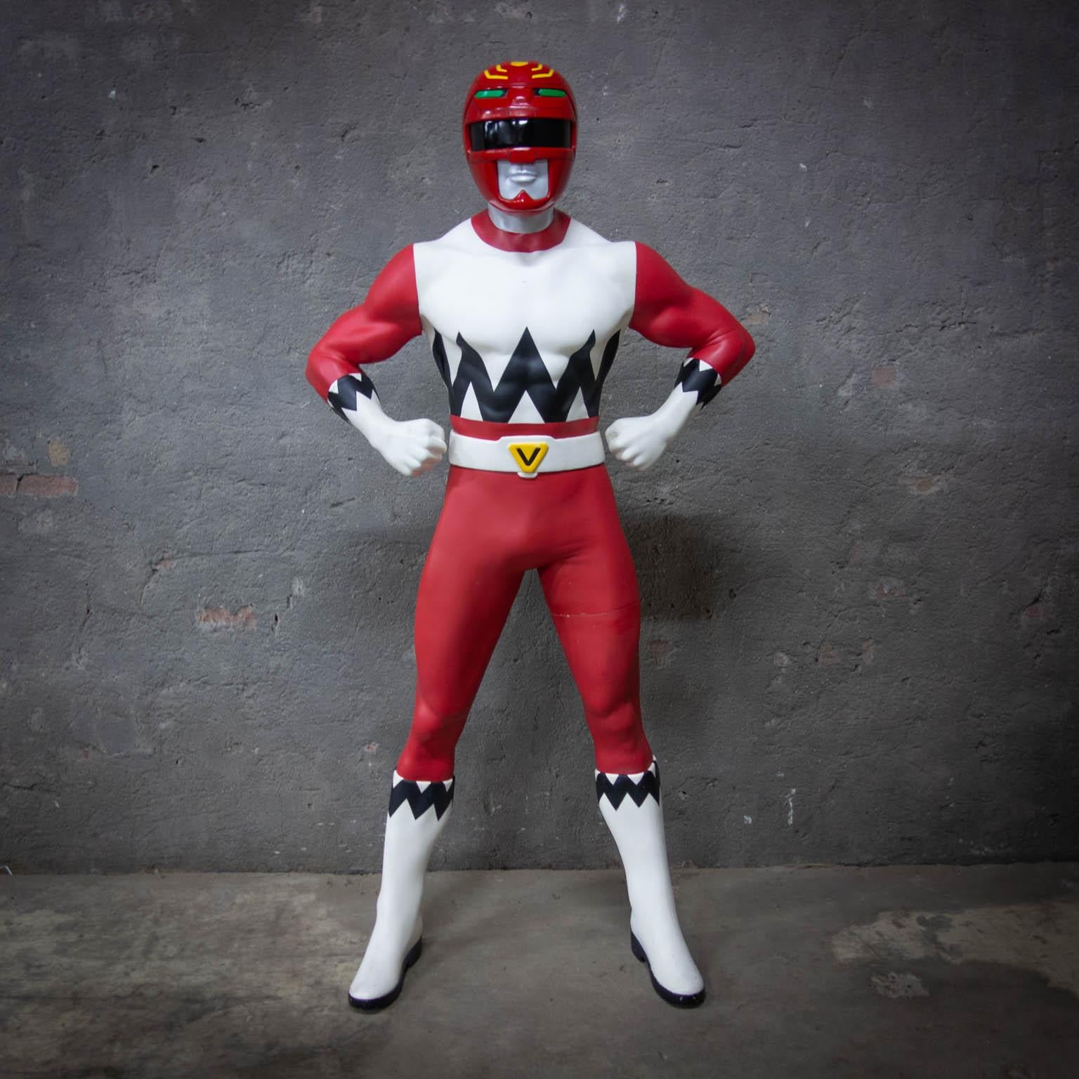 Los, Power Rangers! Die Mighty Morphin Power Rangers (*MMPR) sind zweifelsohne die größten Helden des Fernsehens der 1990er Jahre. Das MMPR war eine Fernsehsendung aus den USA, die 1993 von Saban Entertainment ins Leben gerufen wurde. Das Programm