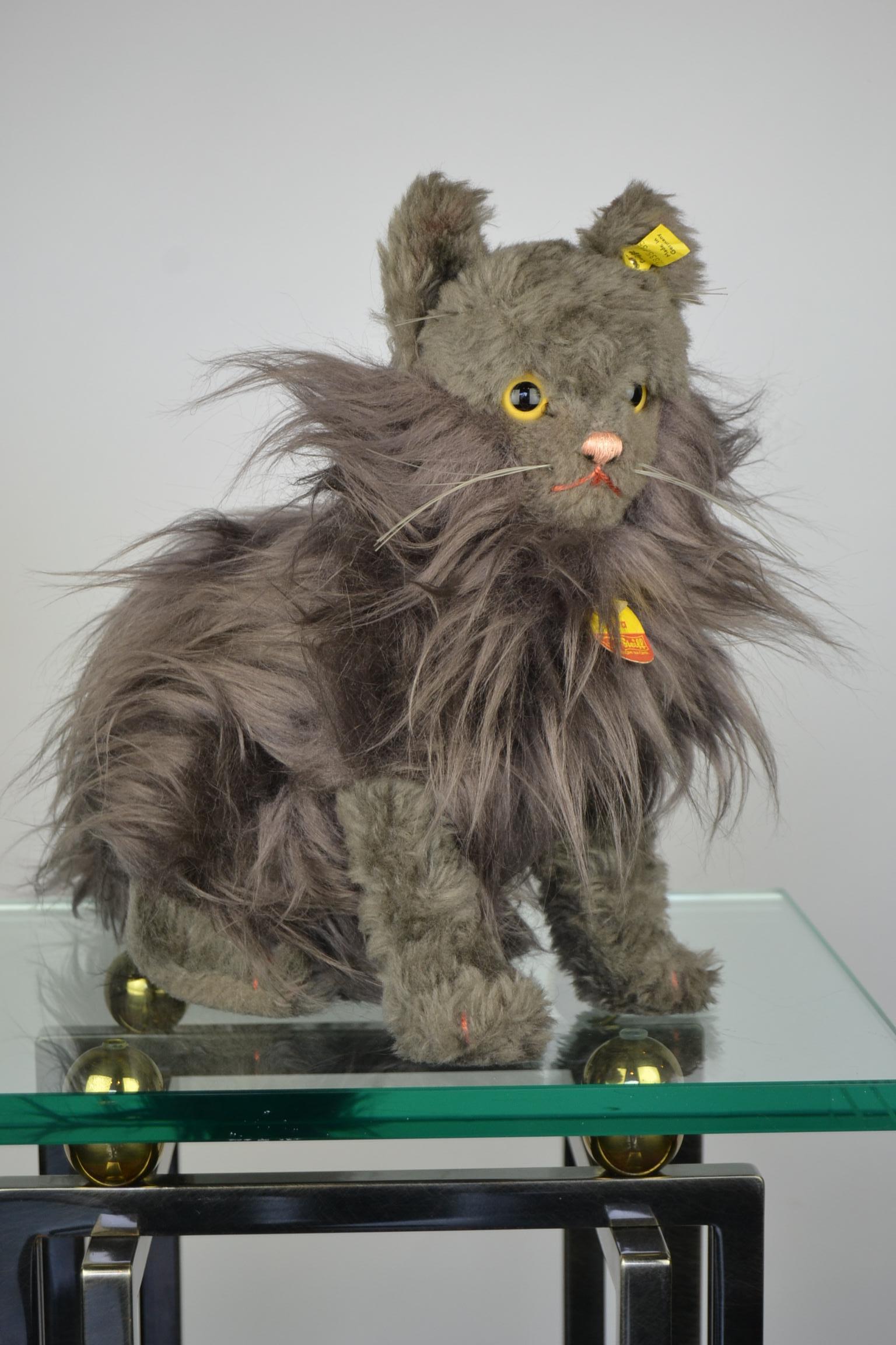 European Lifesize Persian Cat Toy, Diva, by Steiff, Germany, 1968-1978