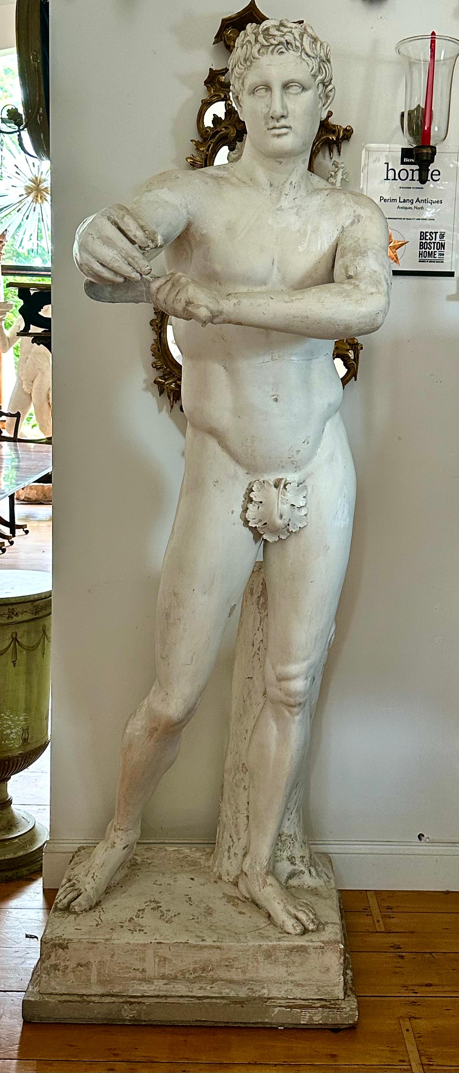 Calco Statua in gesso a grandezza naturale di un atleta greco o Apoxyomenos in vendita
