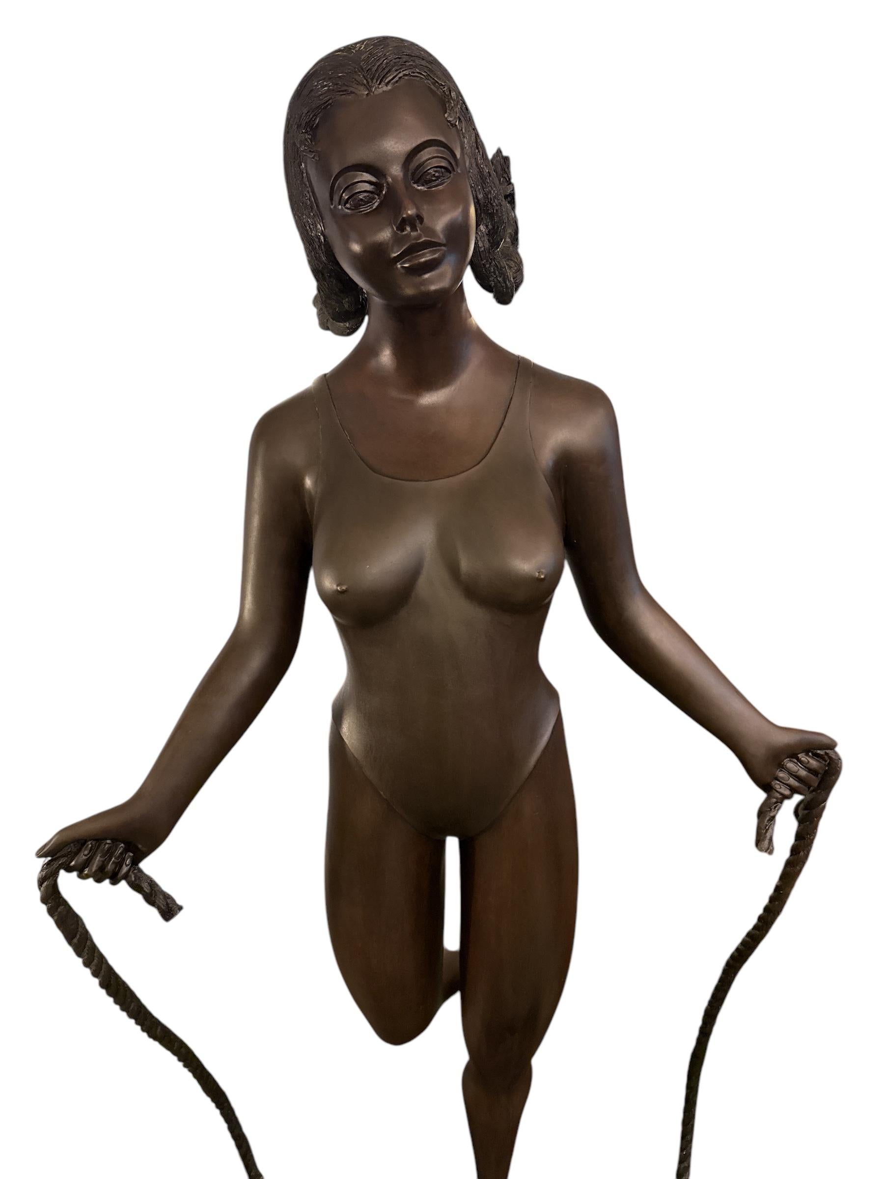 Bronzo Statua di bronzo a grandezza naturale del Prince Monyo Mihailescu 4/7 in vendita