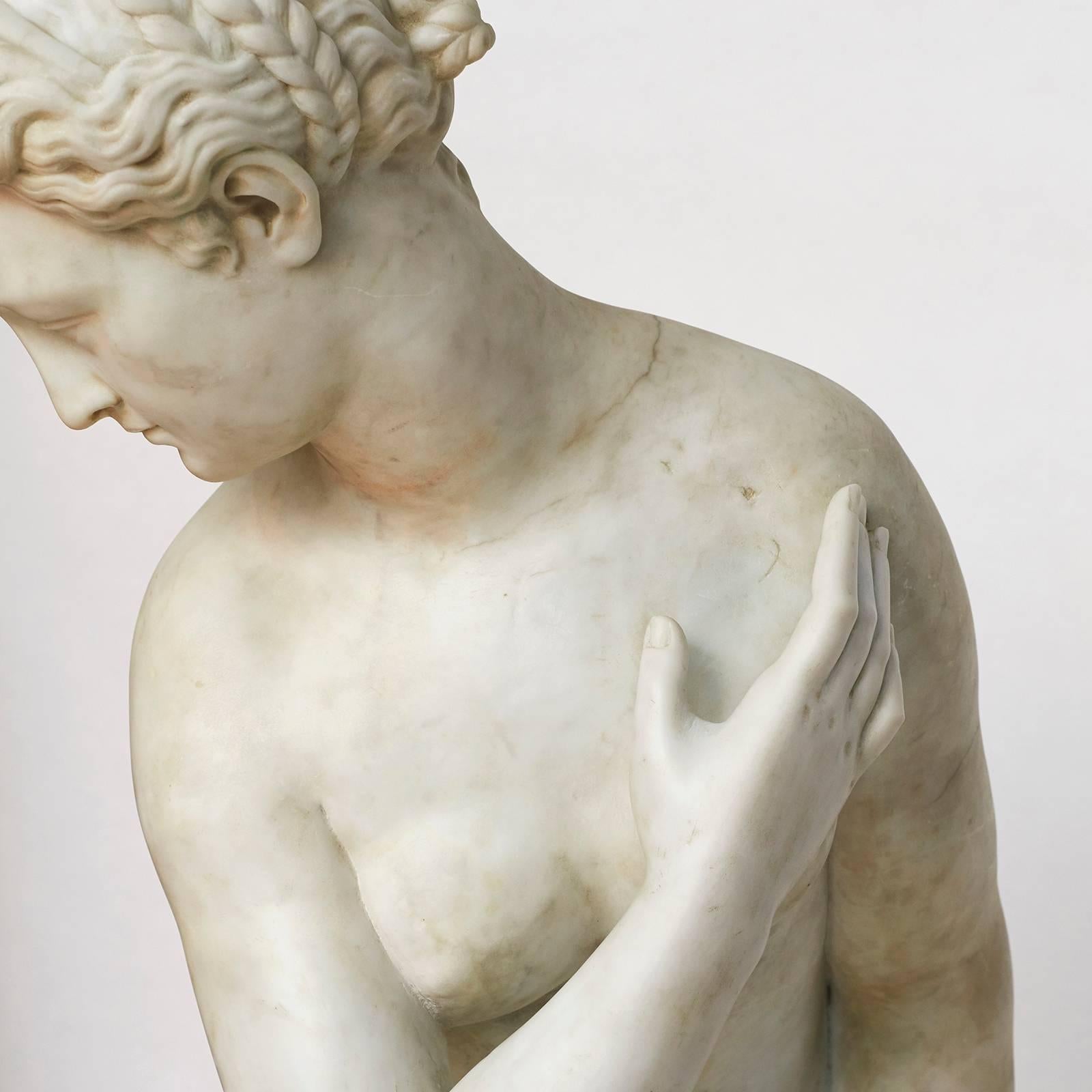Lifesize Sculpture of Venus in White Statuary Marble, circa 1860s In Good Condition In Kastrup, DK