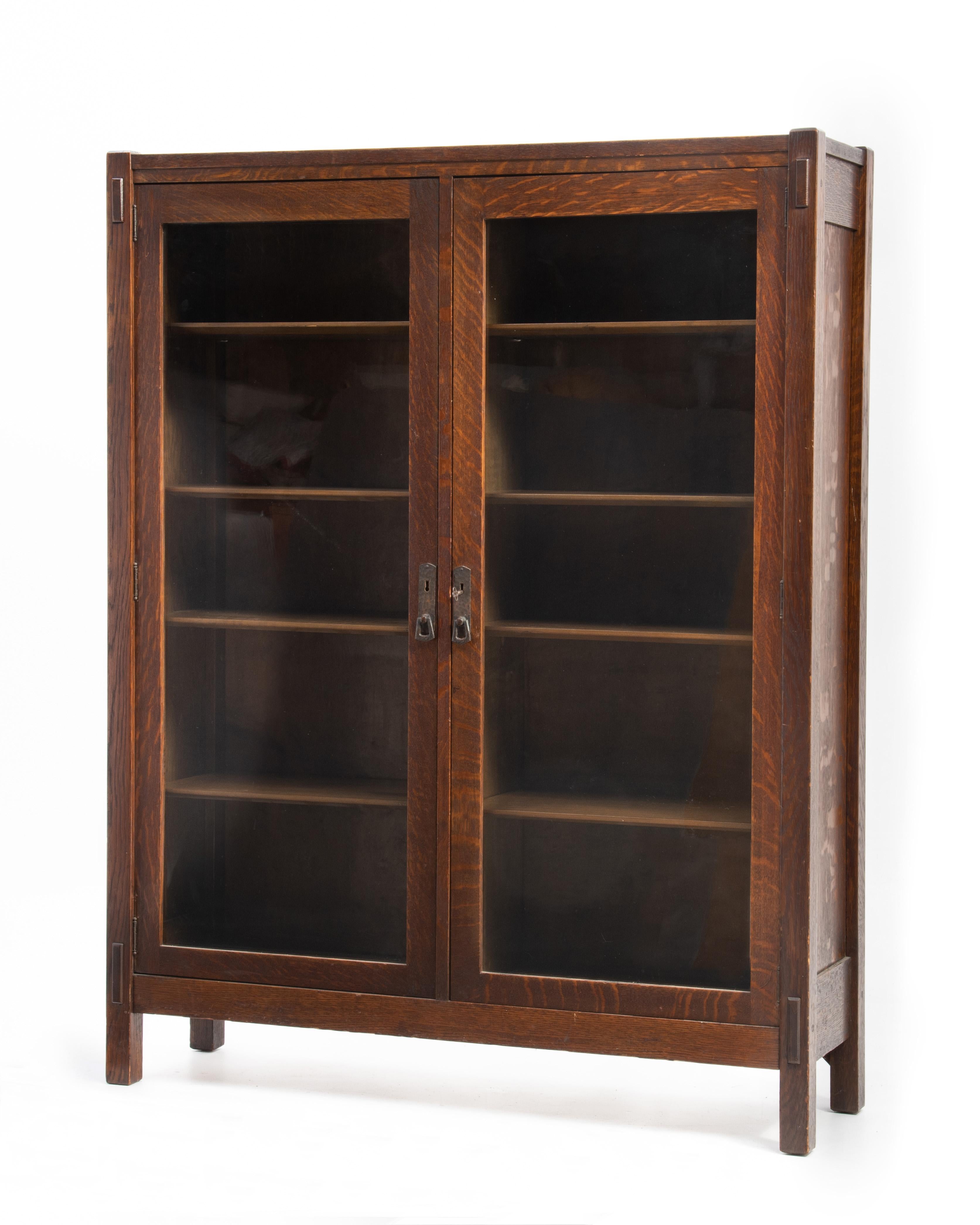 Arts and Crafts Lifetime Arts & Crafts Mission Oak Bookcase Pegged Through Tenon Original Finish For Sale