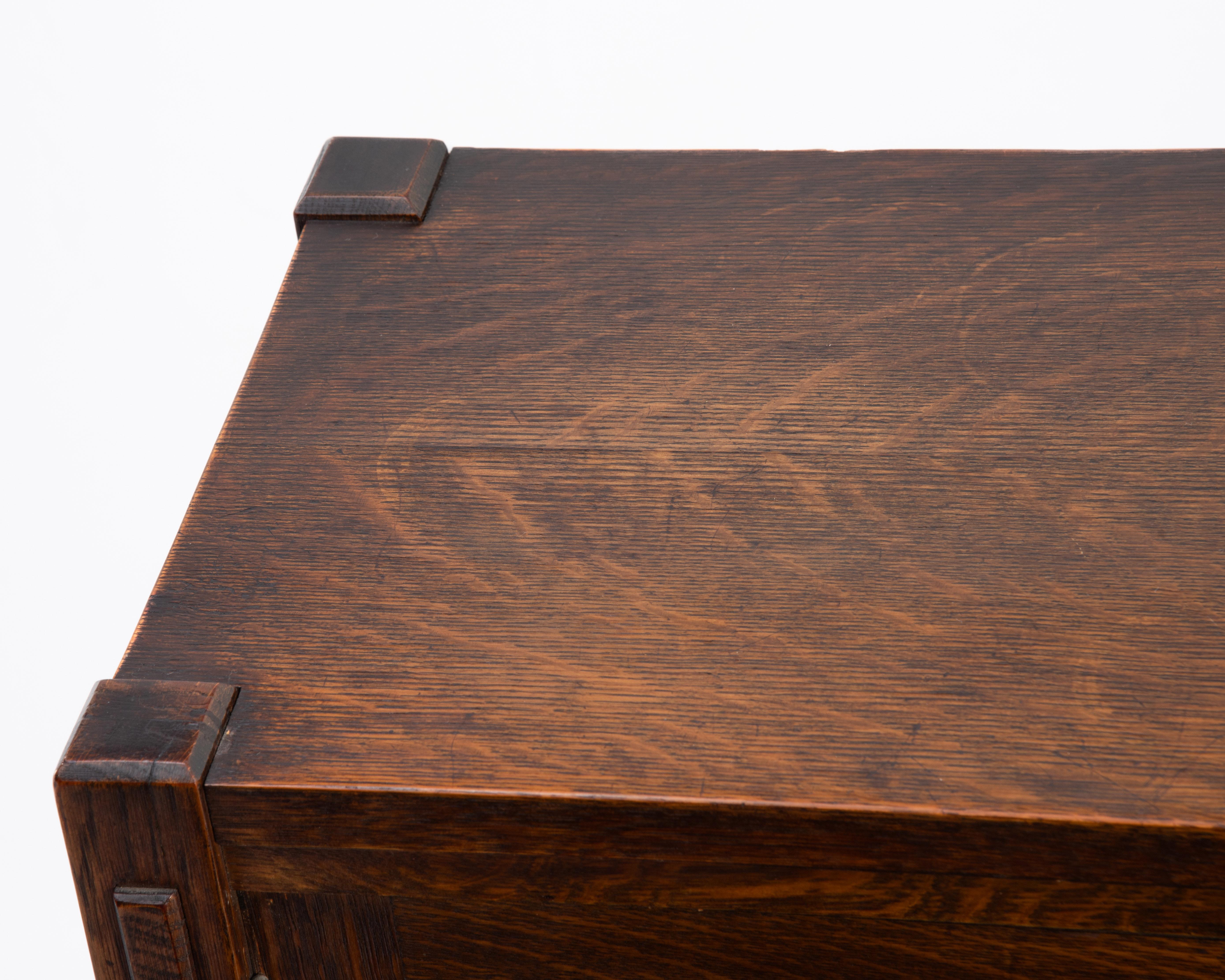 Lifetime Arts & Crafts Mission Oak Bookcase Pegged Through Tenon Original Finish For Sale 1