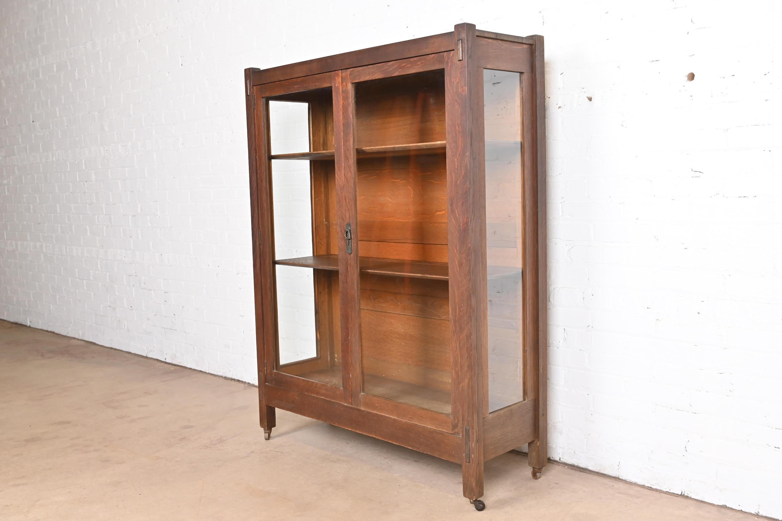 Arts and Crafts Lifetime Furniture Antique Mission Oak Arts & Crafts Bookcase Cabinet