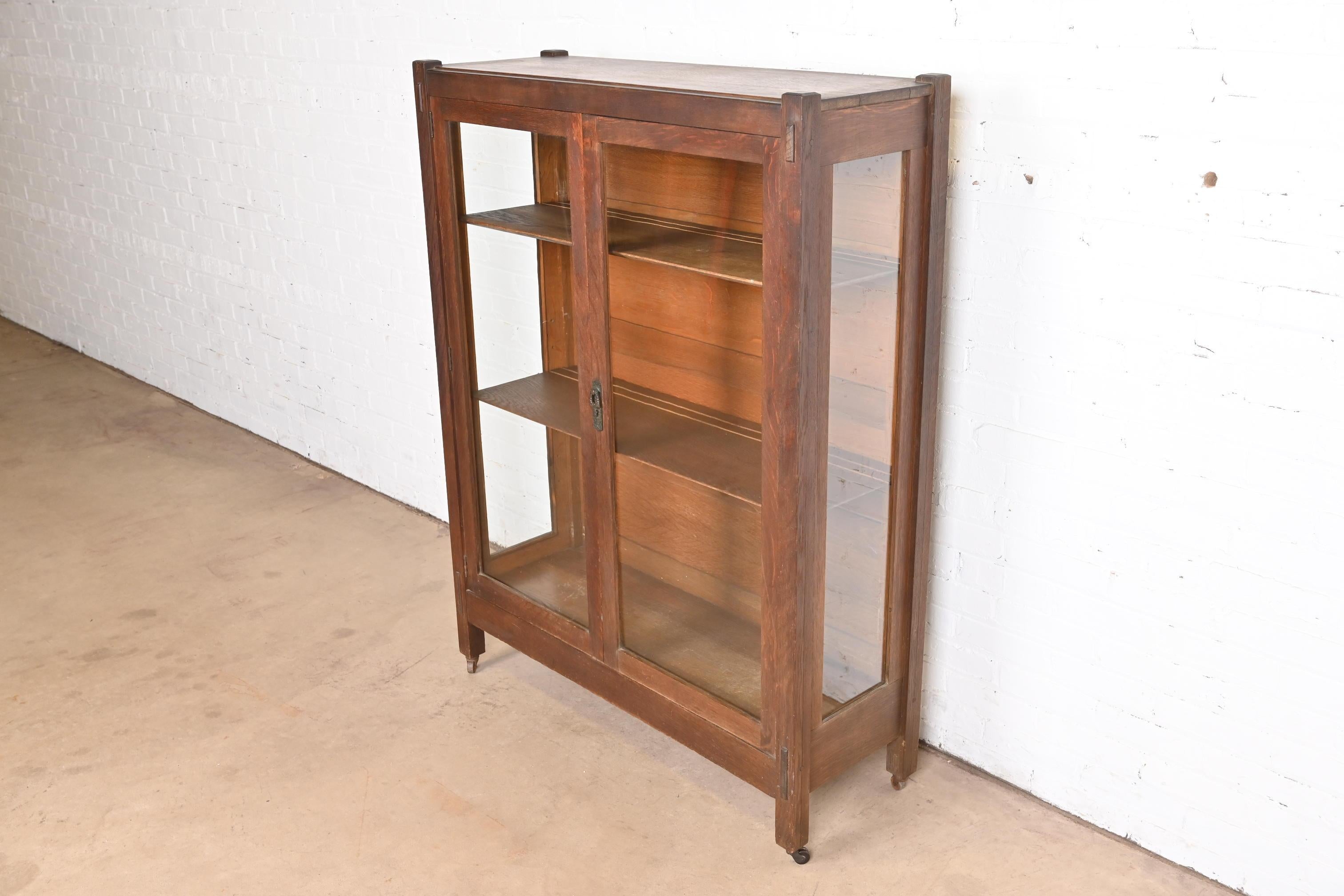 American Lifetime Furniture Antique Mission Oak Arts & Crafts Bookcase Cabinet