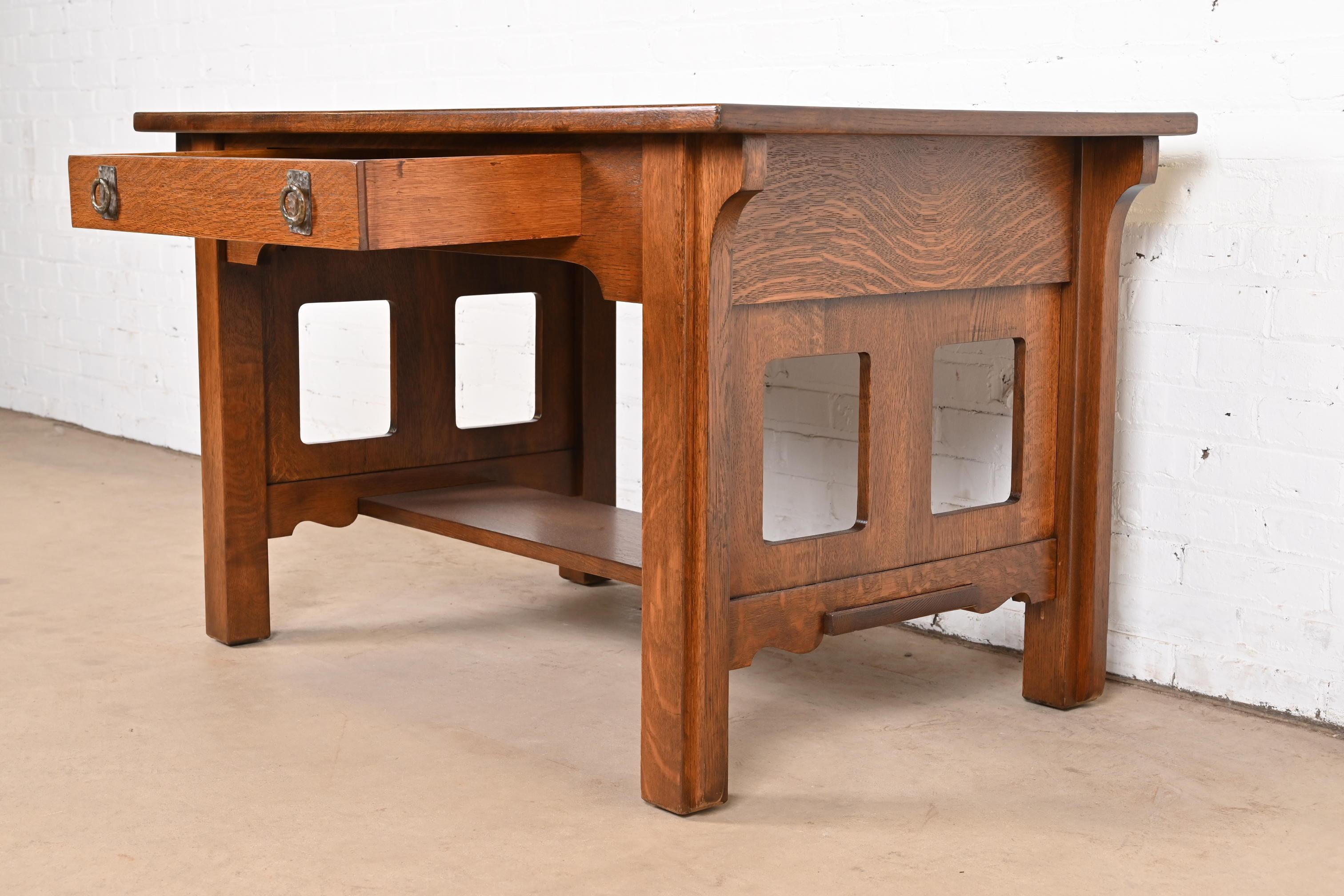 Antiker Missions-Schreibtisch oder Bibliothekstisch aus Eiche im Arts and Crafts-Stil, zeitgenössische Möbel im Angebot 5