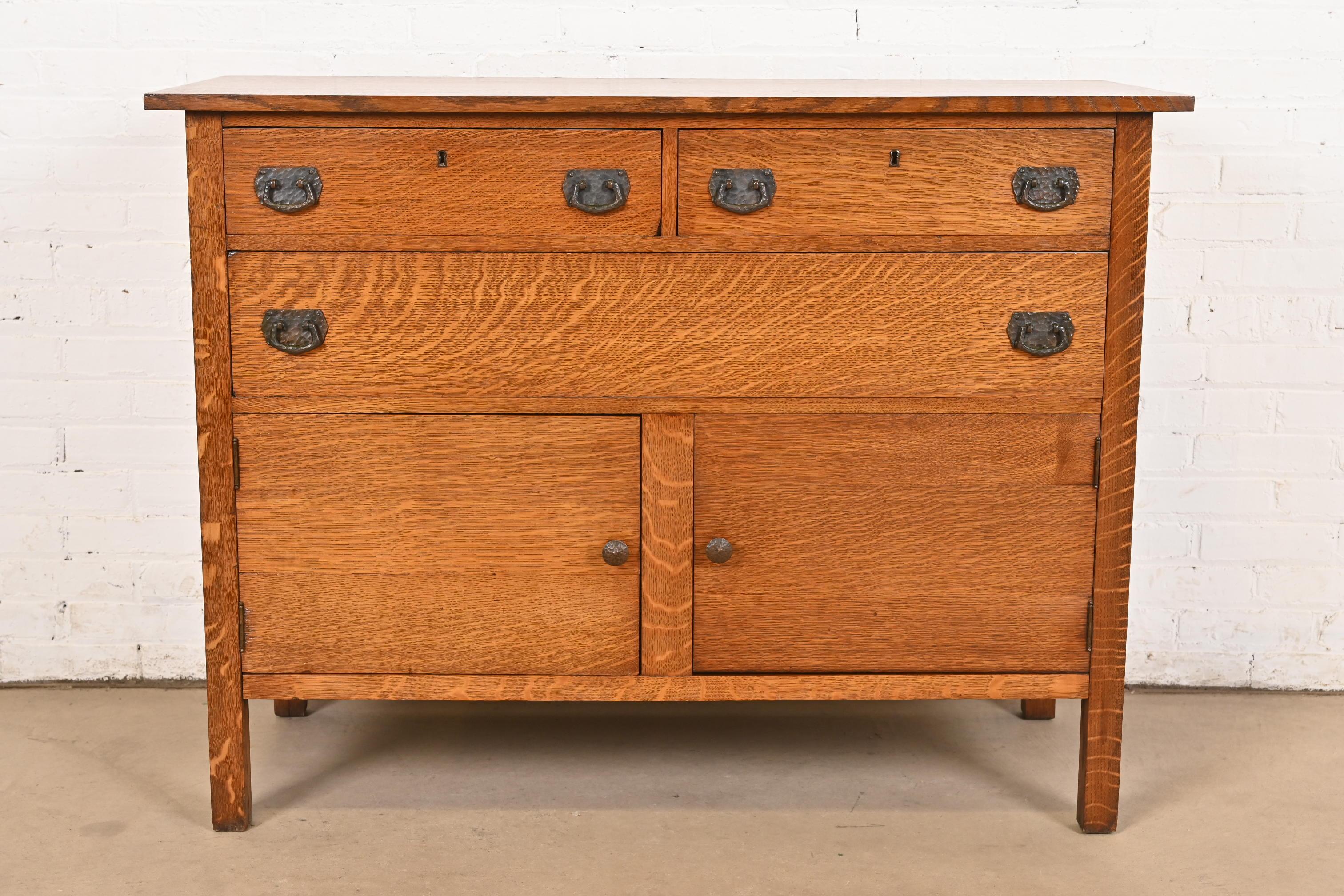 Antikes, lebenslanges Möbel-Sideboard/Buffet aus Eiche im Missionsstil, Arts and Crafts (amerikanisch) im Angebot