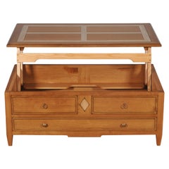 Liftable coffee table for TV diners in solid oak, storage for bottles & glasses