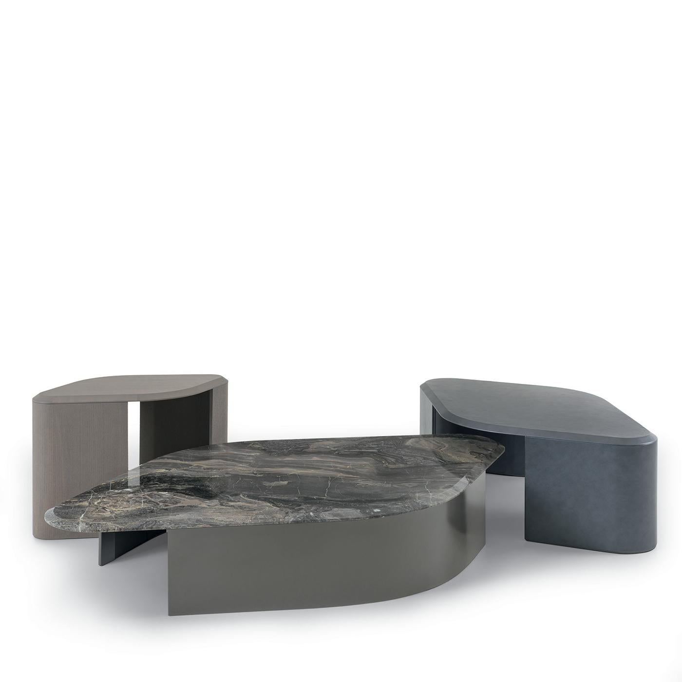 Contemporary Ligea Rounded Gray Leather Coffee Table For Sale