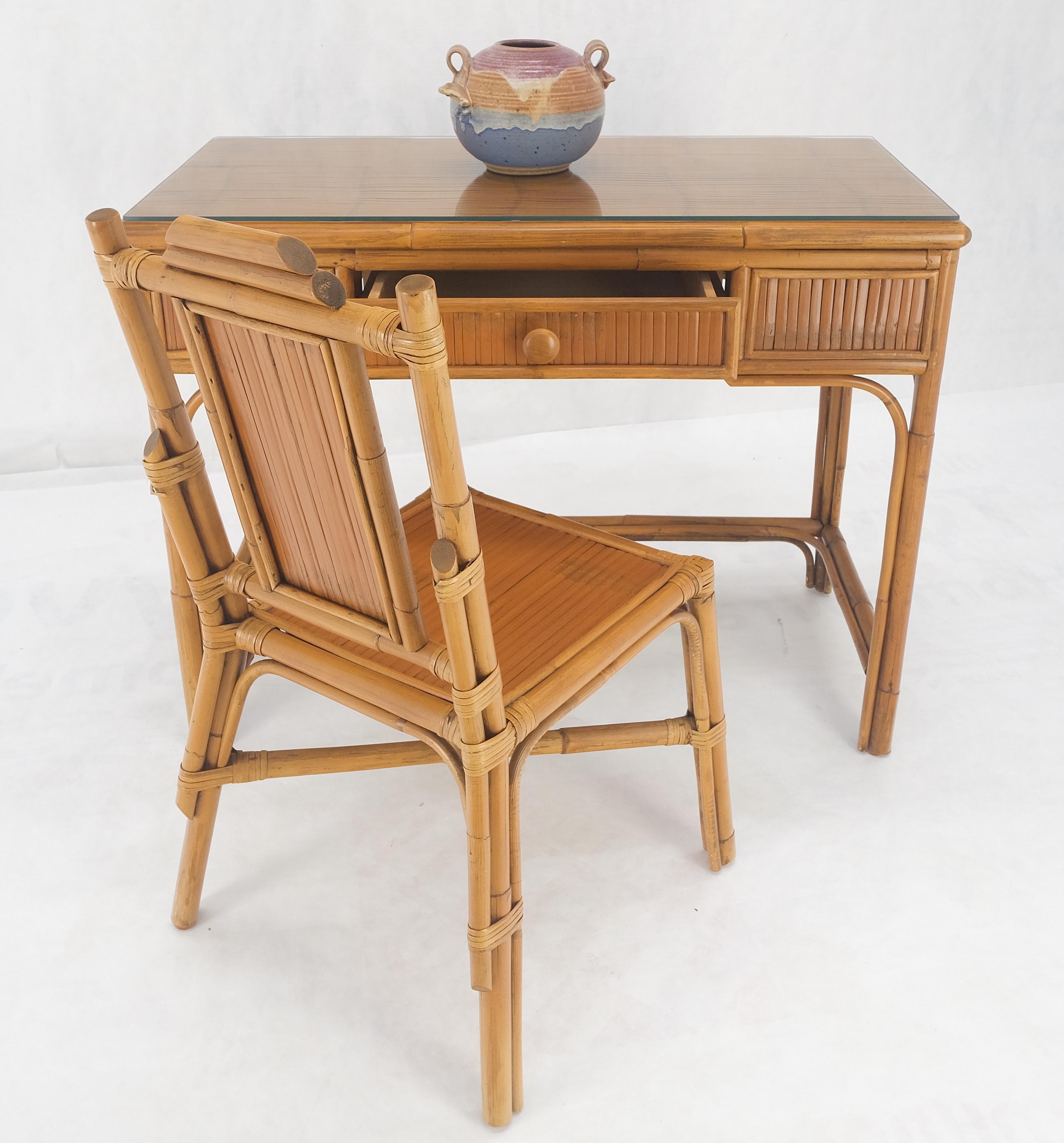 Light Amber Bamboo Glass Top One Drawer Low Profile Compact Desk w/ Chair MINT For Sale 3