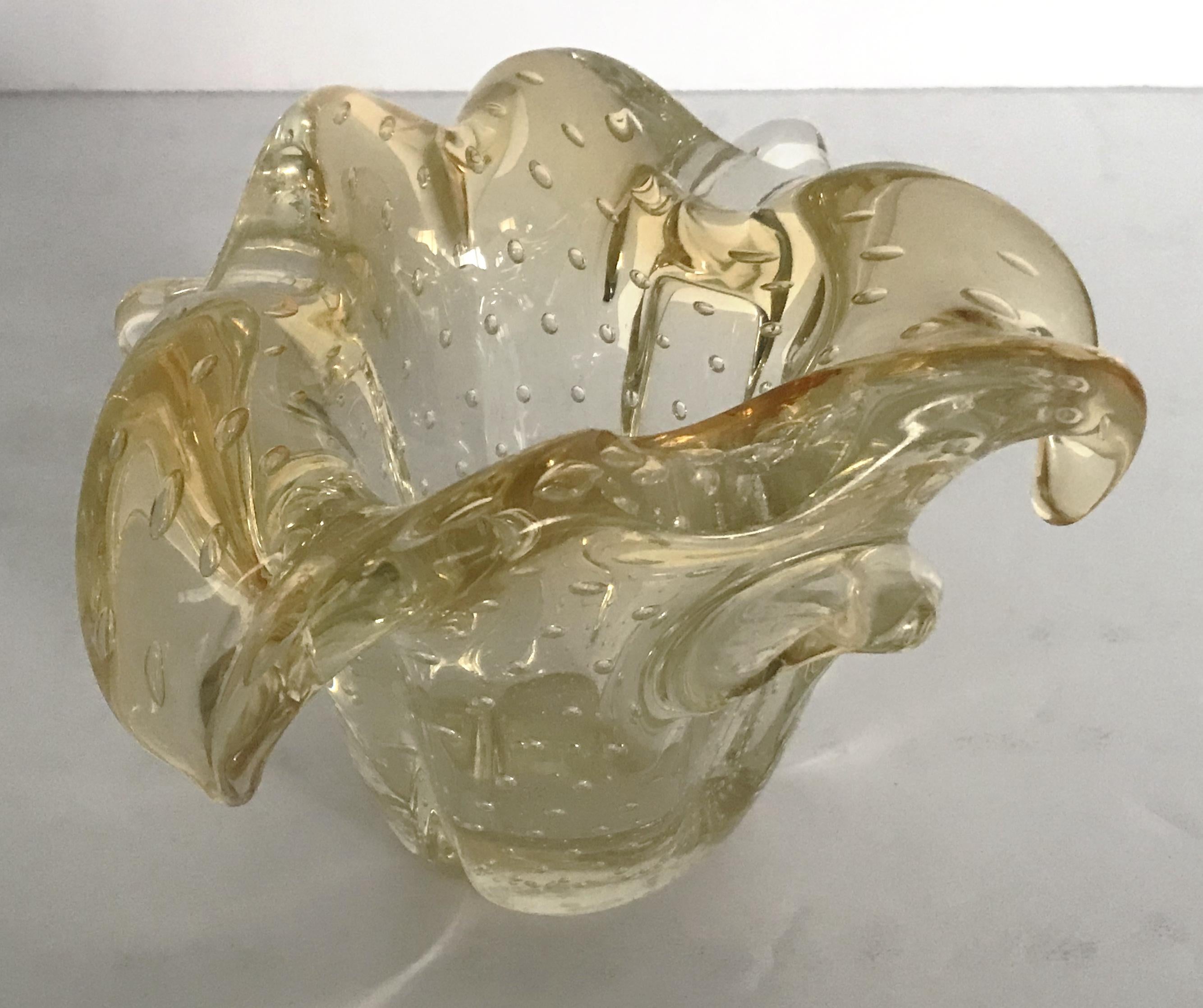 Italian Light Amber Murano Pulegoso Bowl For Sale