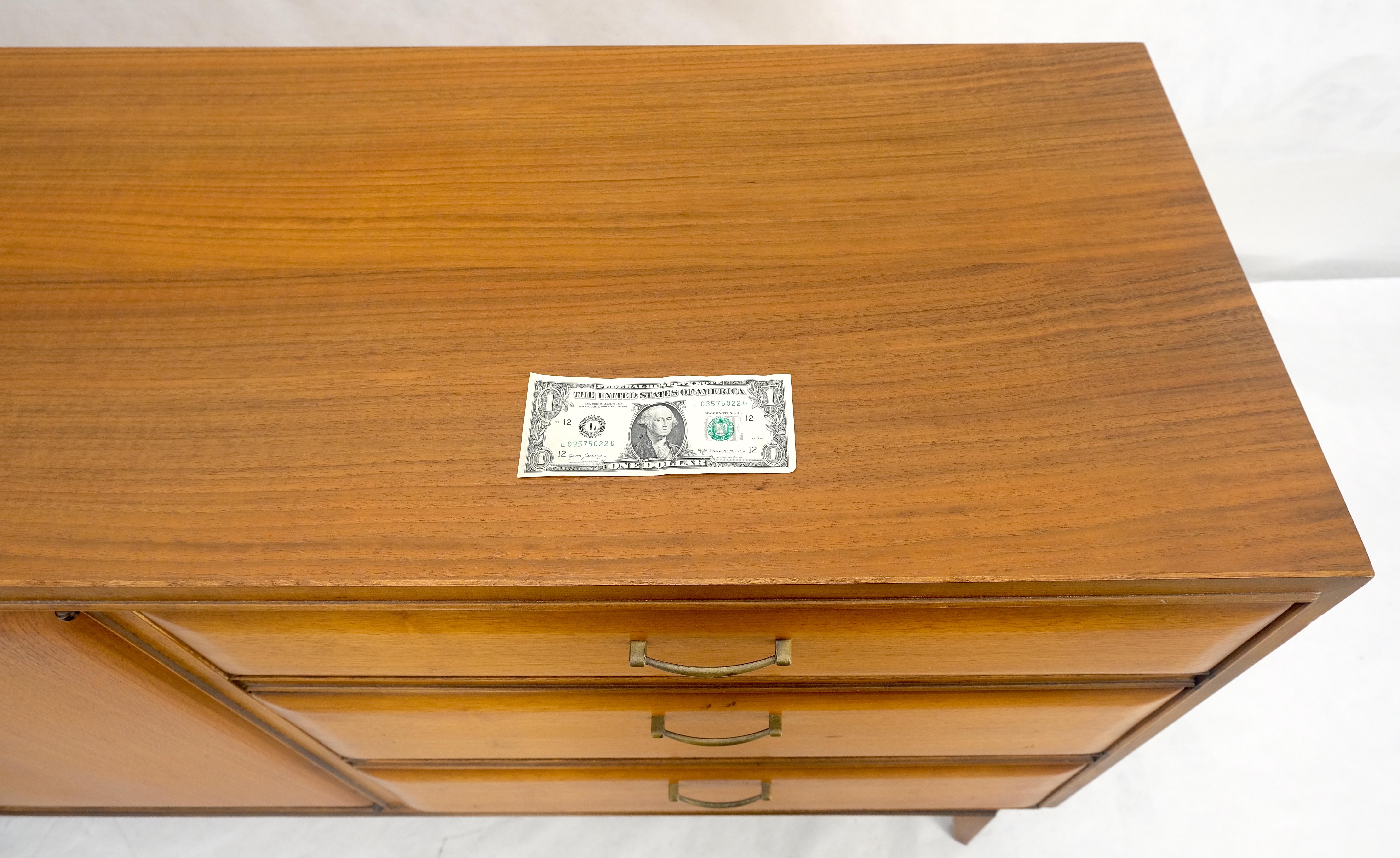 Light American Walnut 9 Drawers Sculptural Protruding Rounded Drawers Faces MINT For Sale 3
