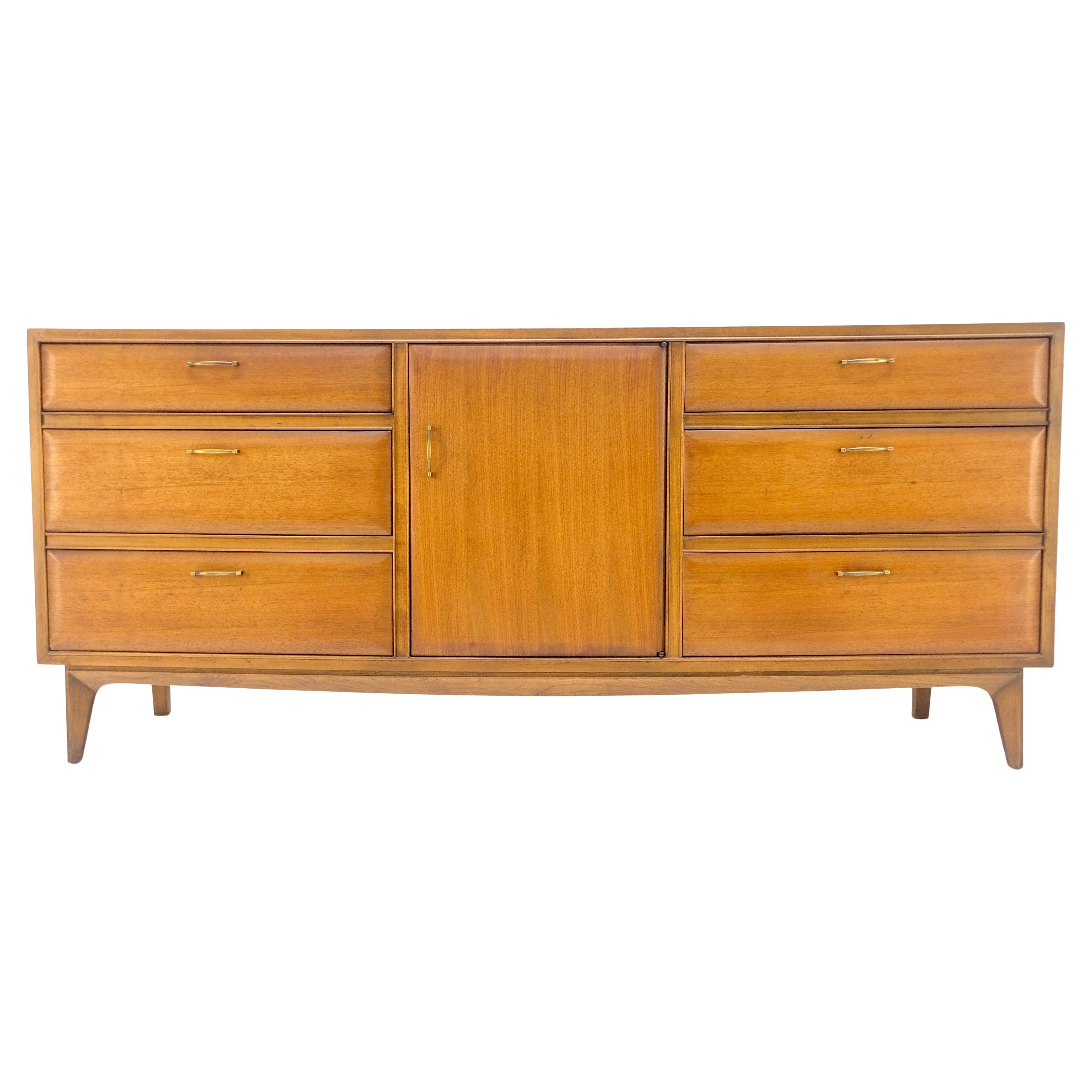 Light American Walnut 9 Drawers Sculptural Protruding Rounded Drawers Faces MINT For Sale