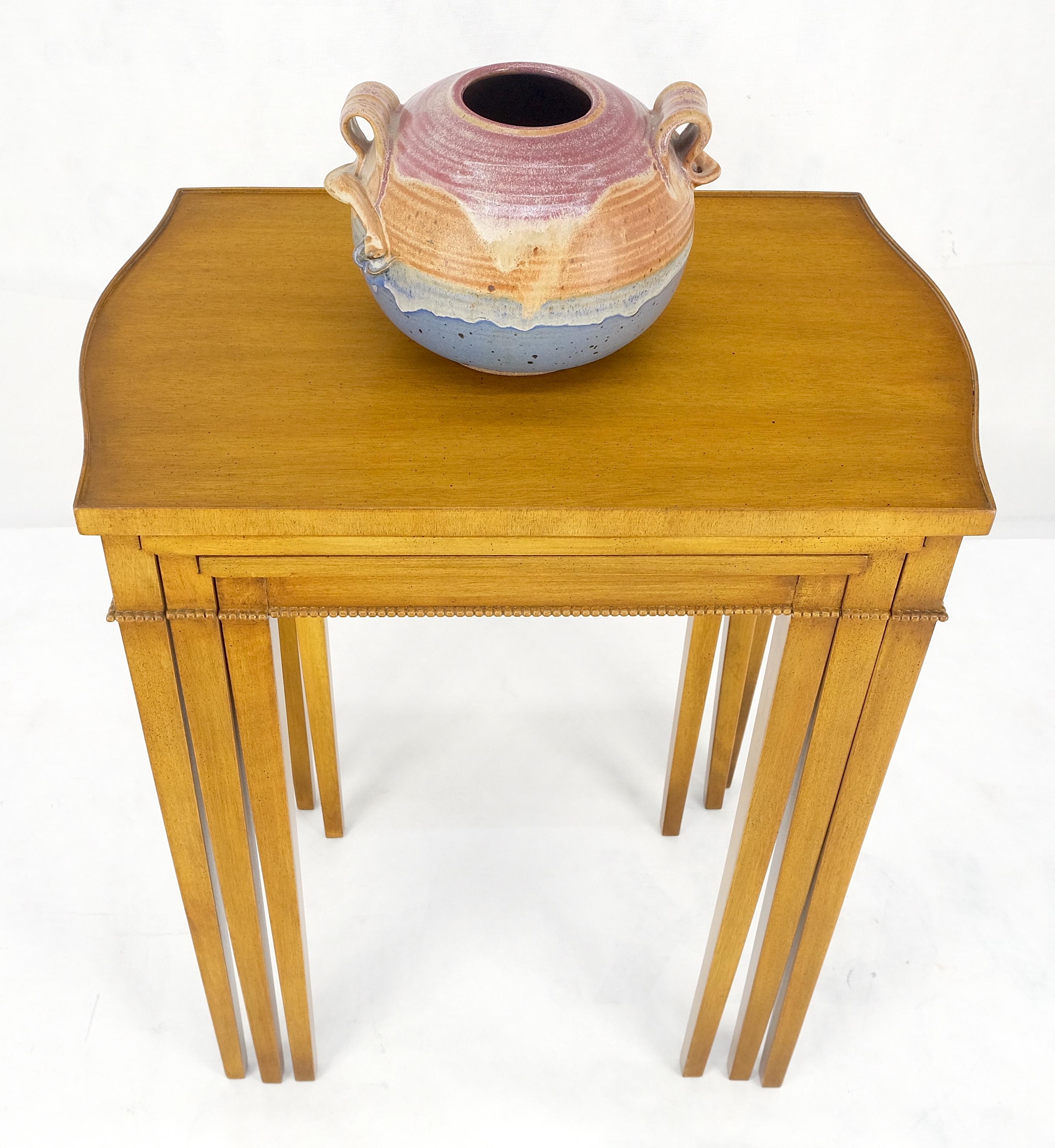 Light American Walnut Gallery Top Tapered Legs Federal Set of 3 Nesting Tables For Sale 6