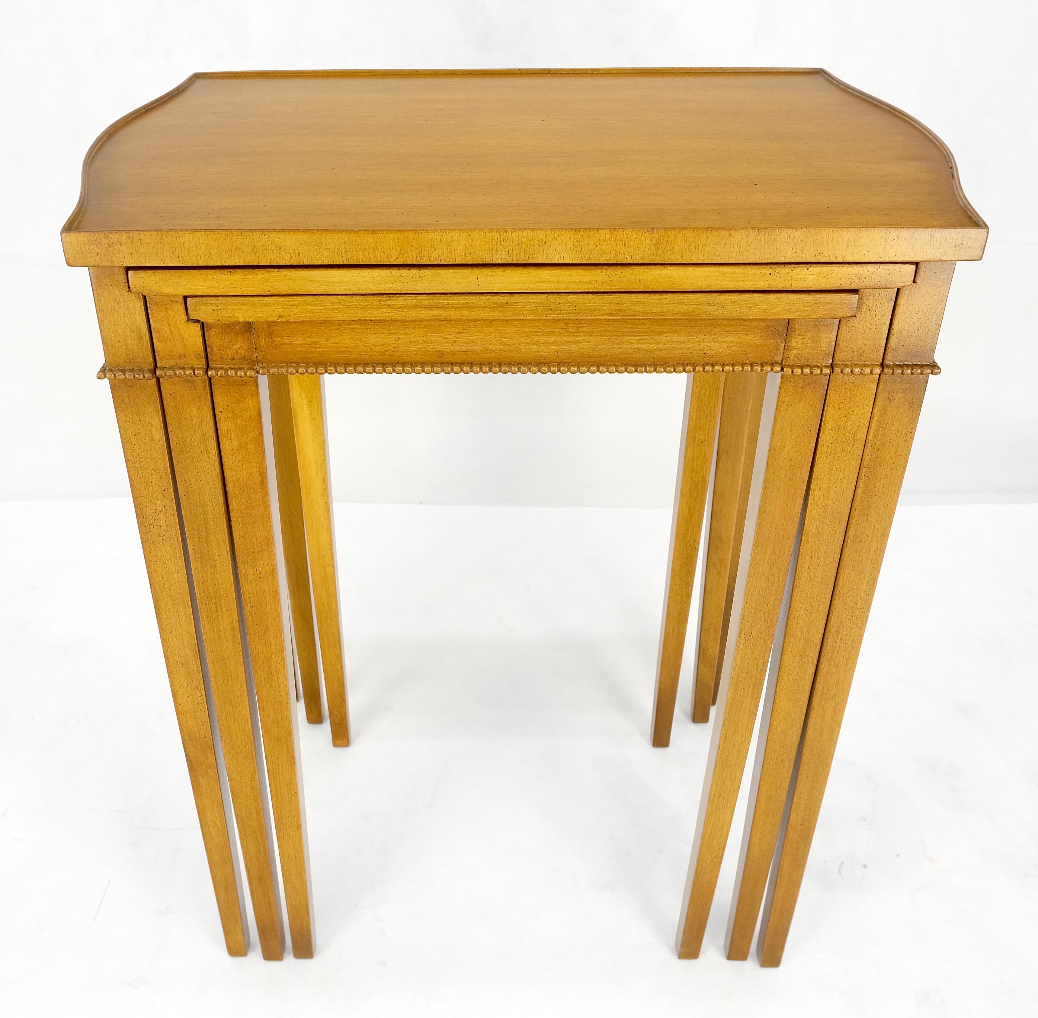 Light American Walnut Gallery Top Tapered Legs Federal Set of 3 Nesting Tables For Sale 3