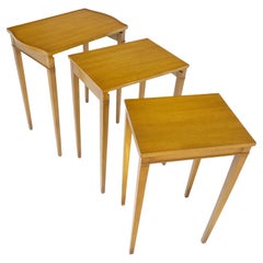 Light American Walnut Gallery Top Tapered Legs Federal Set of 3 Nesting Tables