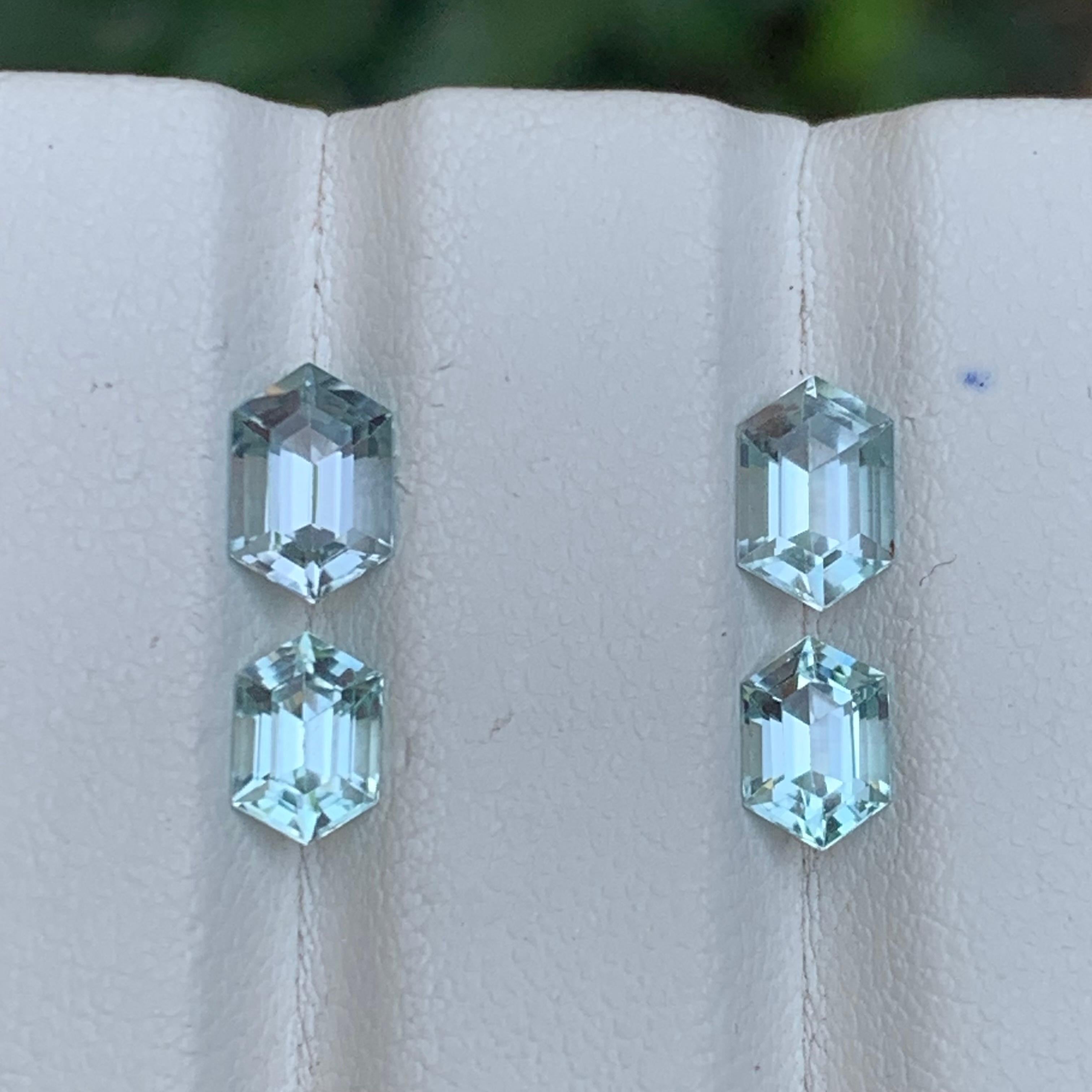 Esagono Light Aqua Sea-foam Natural Tourmaline Earrings Loose Gemstone Pairs 3.05 Carat in vendita
