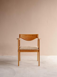 Poltrona Light in legno di latifoglie brasiliane di Ricardo Graham Ferreira