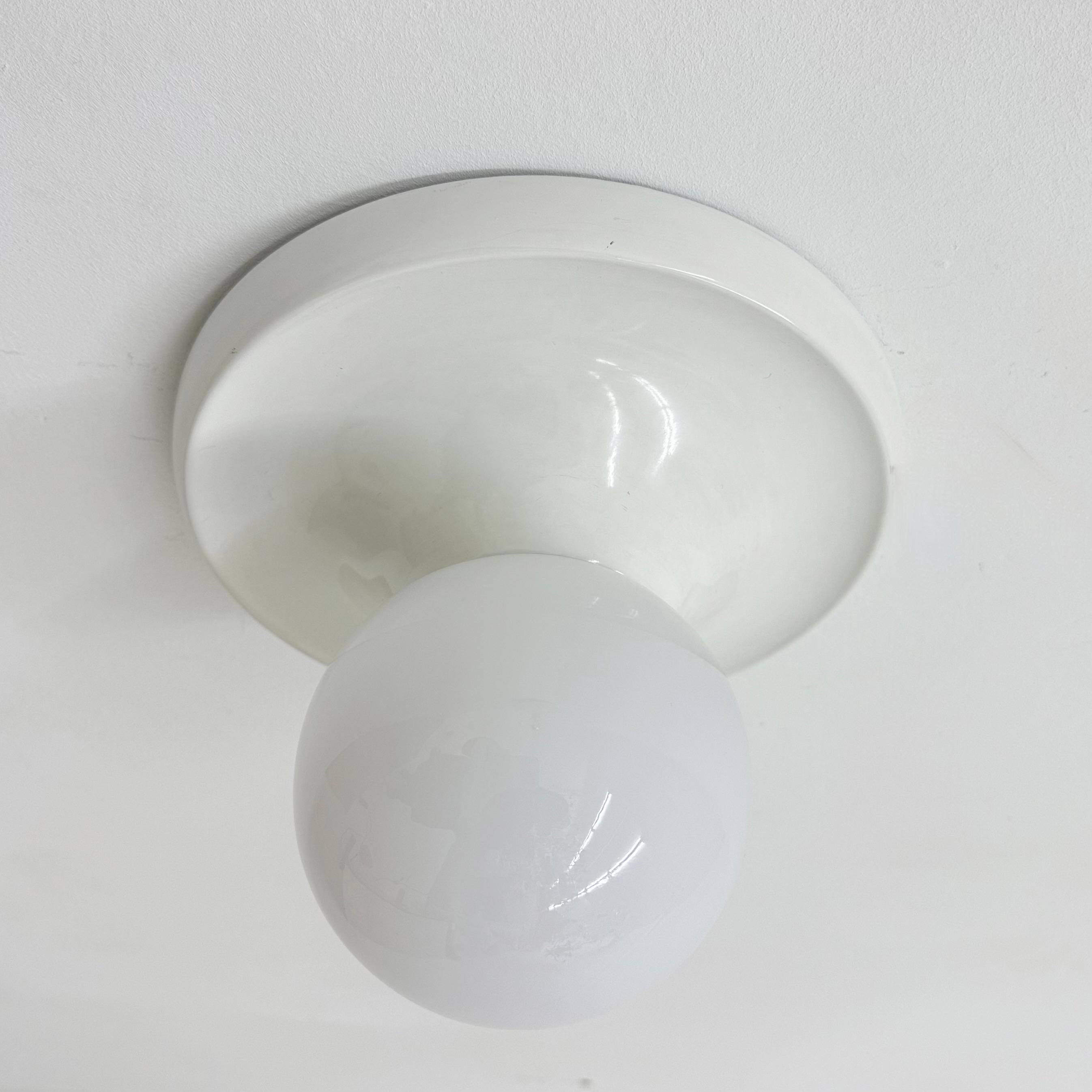 Aplique Light Ball de Achille Castiglioni para Flos, años 60 Italia en venta 2