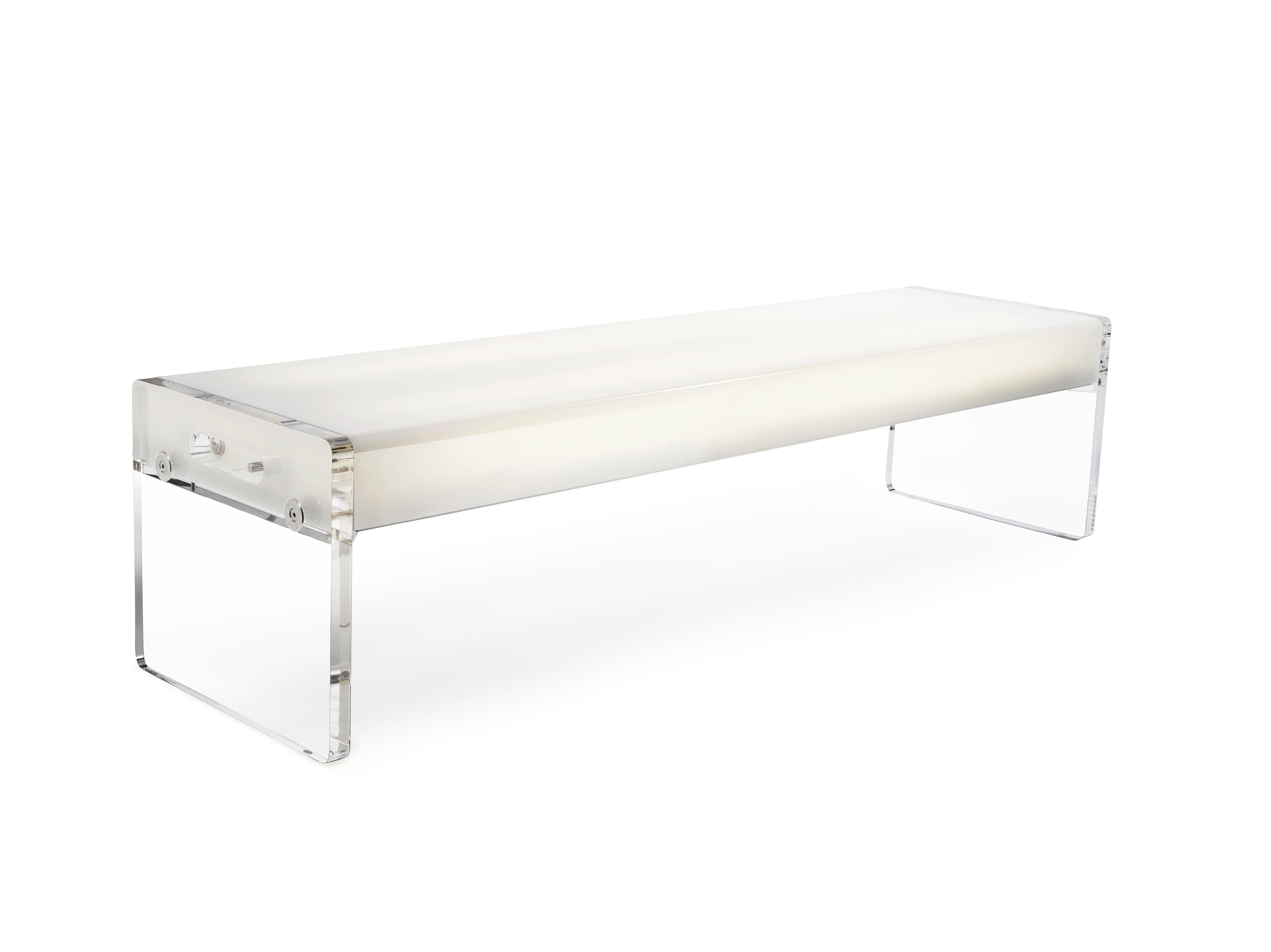 Light Bench provides the perfect interplay between utility and illumination. Suitable for displaying precious objects, or comfortable seating for two. It’s perfect for entry ways, living areas or for display. Multiple benches can be arranged to