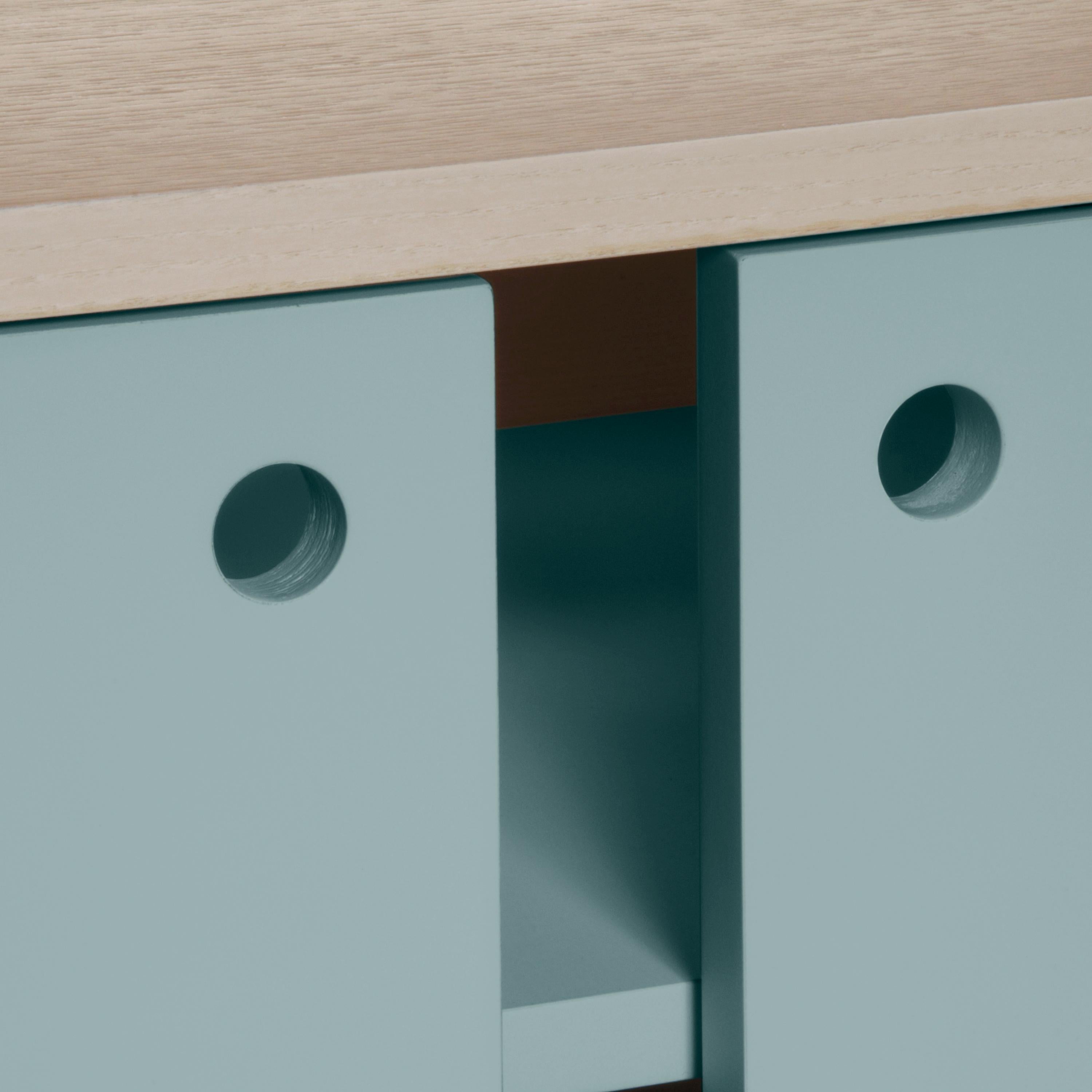 Meuble TV à 2 portes bleu-gris en bois de frêne, design Eric Gizard, Paris + 10 couleurs en vente 1