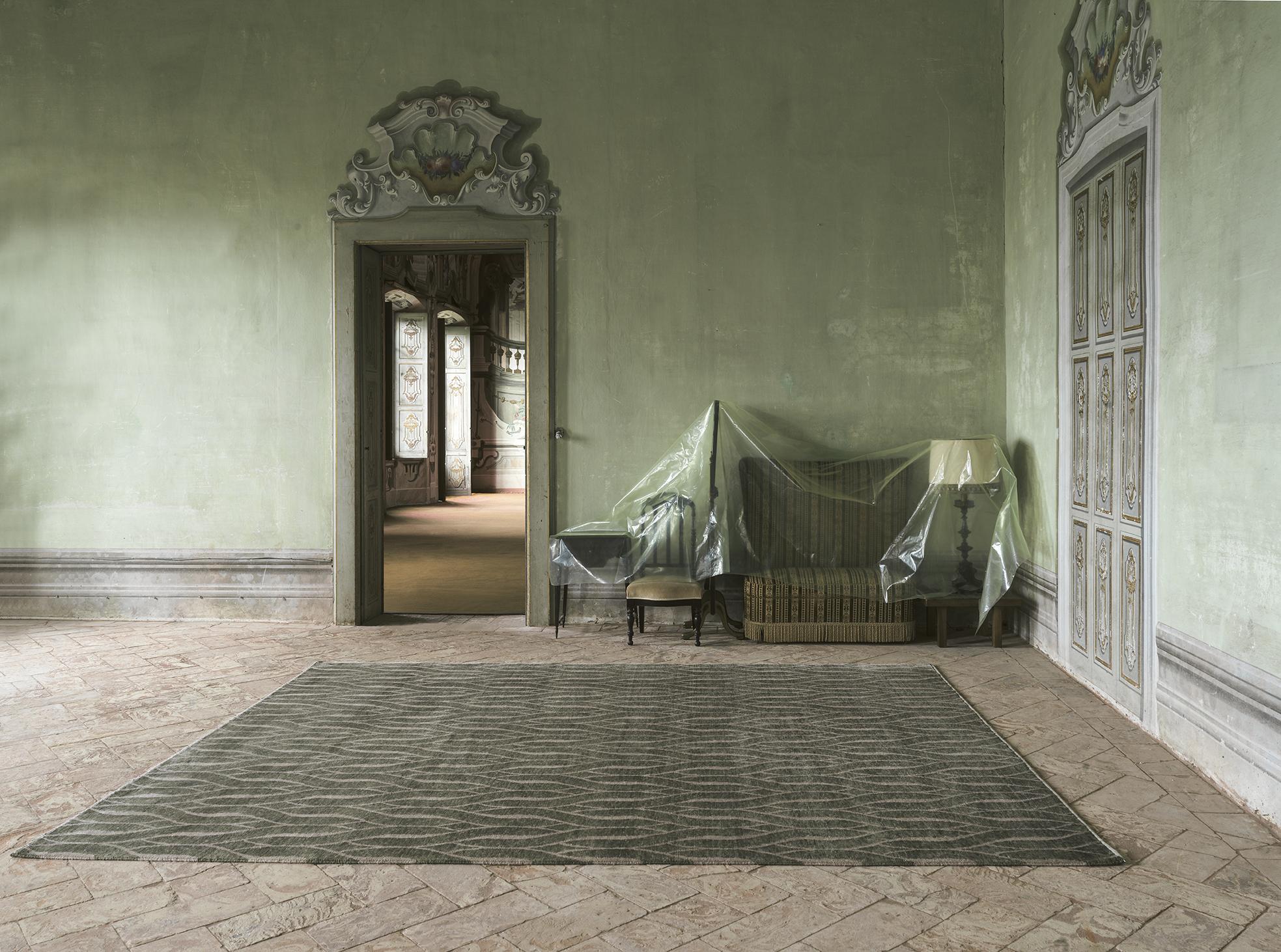 italien Tapis Twiggy 300 bleu clair par Mohebban en vente