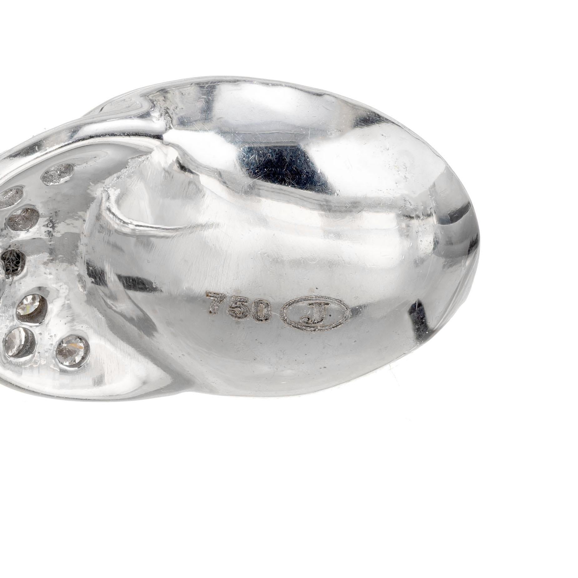 Hellblaue 4,00 Karat Chalcedon-Ohrringe aus Weißgold mit Diamanten im Zustand „Hervorragend“ im Angebot in Stamford, CT