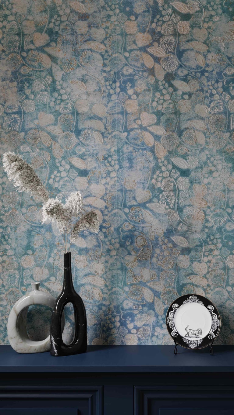 Vite light blue wallpaper is inspired by a naturalistic motif with turquoise and ultramarine veils.
Stucco reliefs with snowy and golden tones emerge making the work three dimensional.

*Quantity available: we haven't available quantity, we