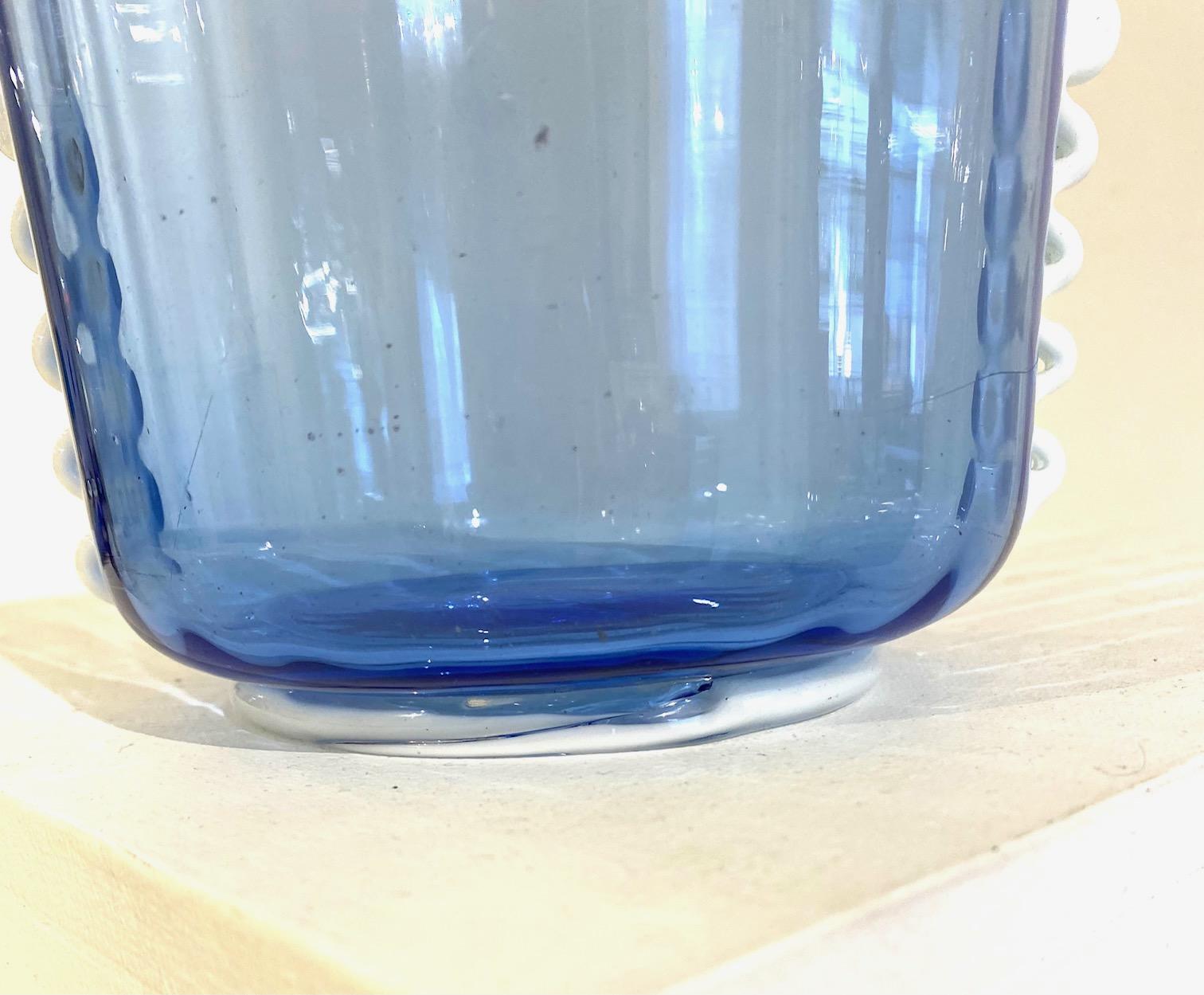 Light Blue and White Murano Glass Vase In Good Condition In Montreal, QC