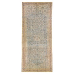 Tappeto antico persiano Malayer fatto a mano in lana oversize di colore blu chiaro con motivo a trifoglio