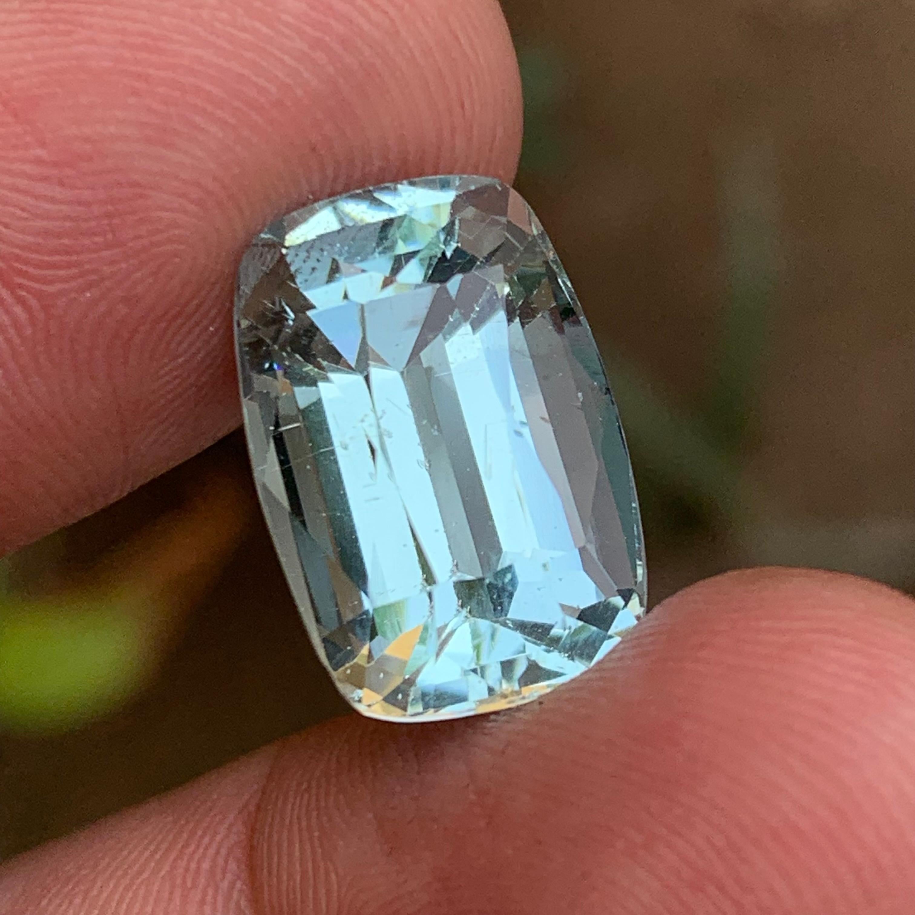 Aguamarina Azul Claro 12,56 qt Piedra natural suelta con talla cojín-Joyería en Nuevo estado para la venta en Peshawar, PK