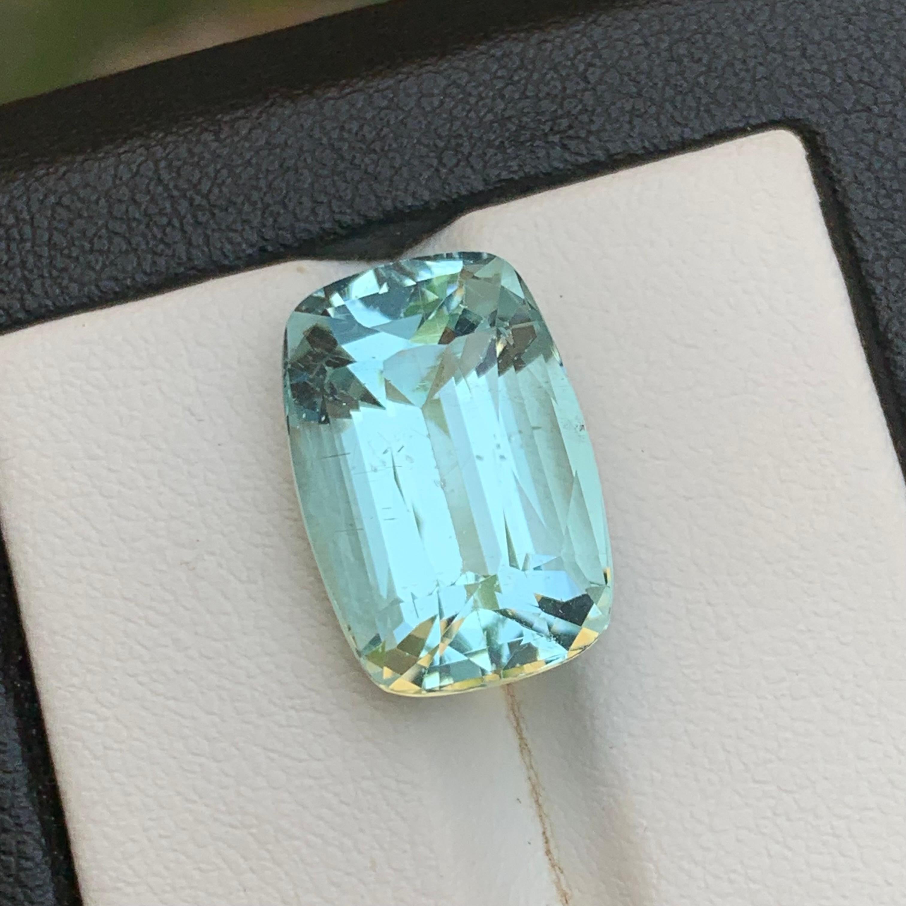 Aguamarina Azul Claro 12,56 qt Piedra natural suelta con talla cojín-Joyería en venta 1