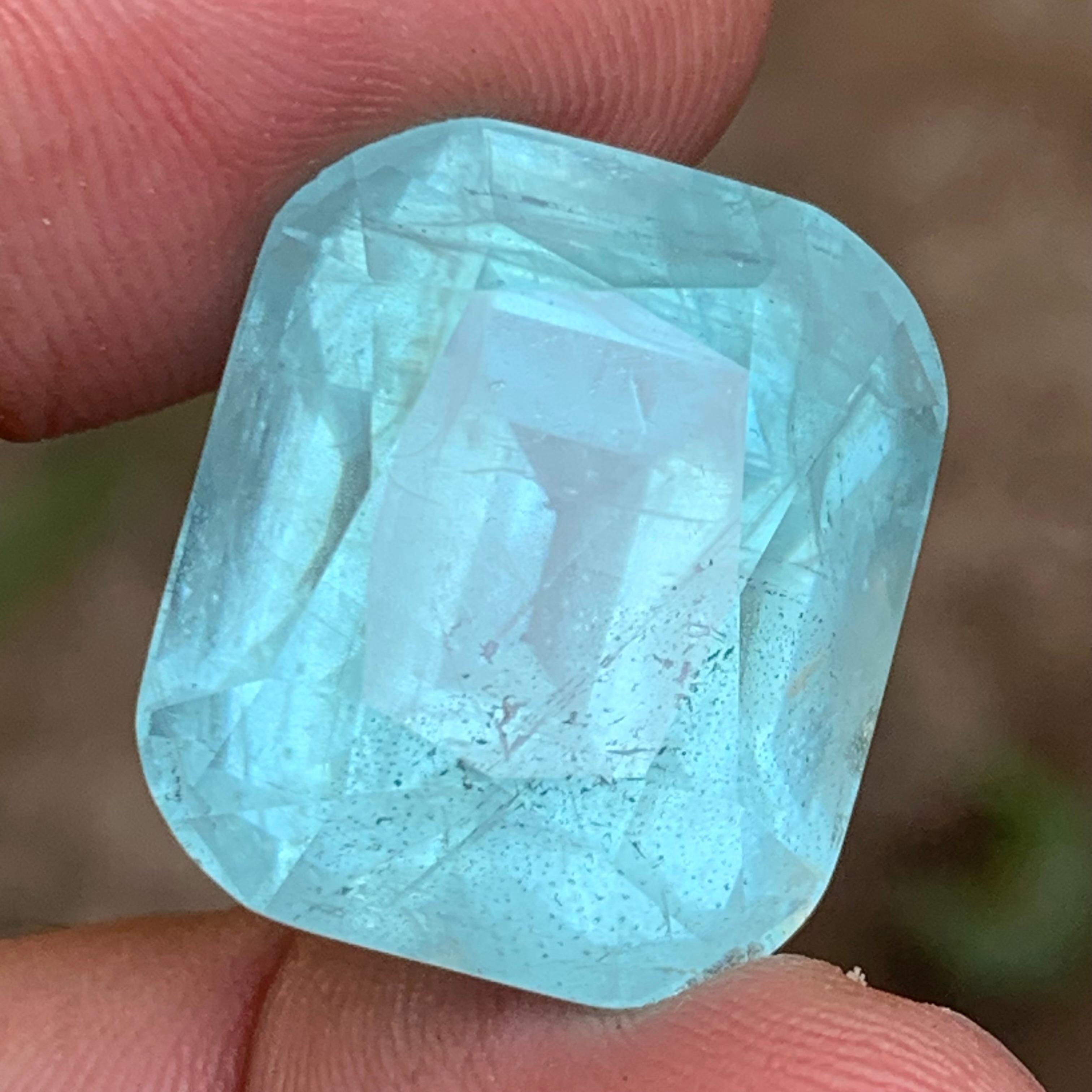 Azul claro Aguamarina 51,08 qt Piedra natural suelta talla cojín para colgante Contemporáneo en venta