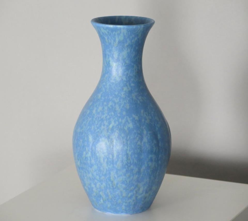 Light Blue Art Deco Vessel by Pilkington Royal Lancastrian Pottery In Good Condition For Sale In Pittsburgh, PA