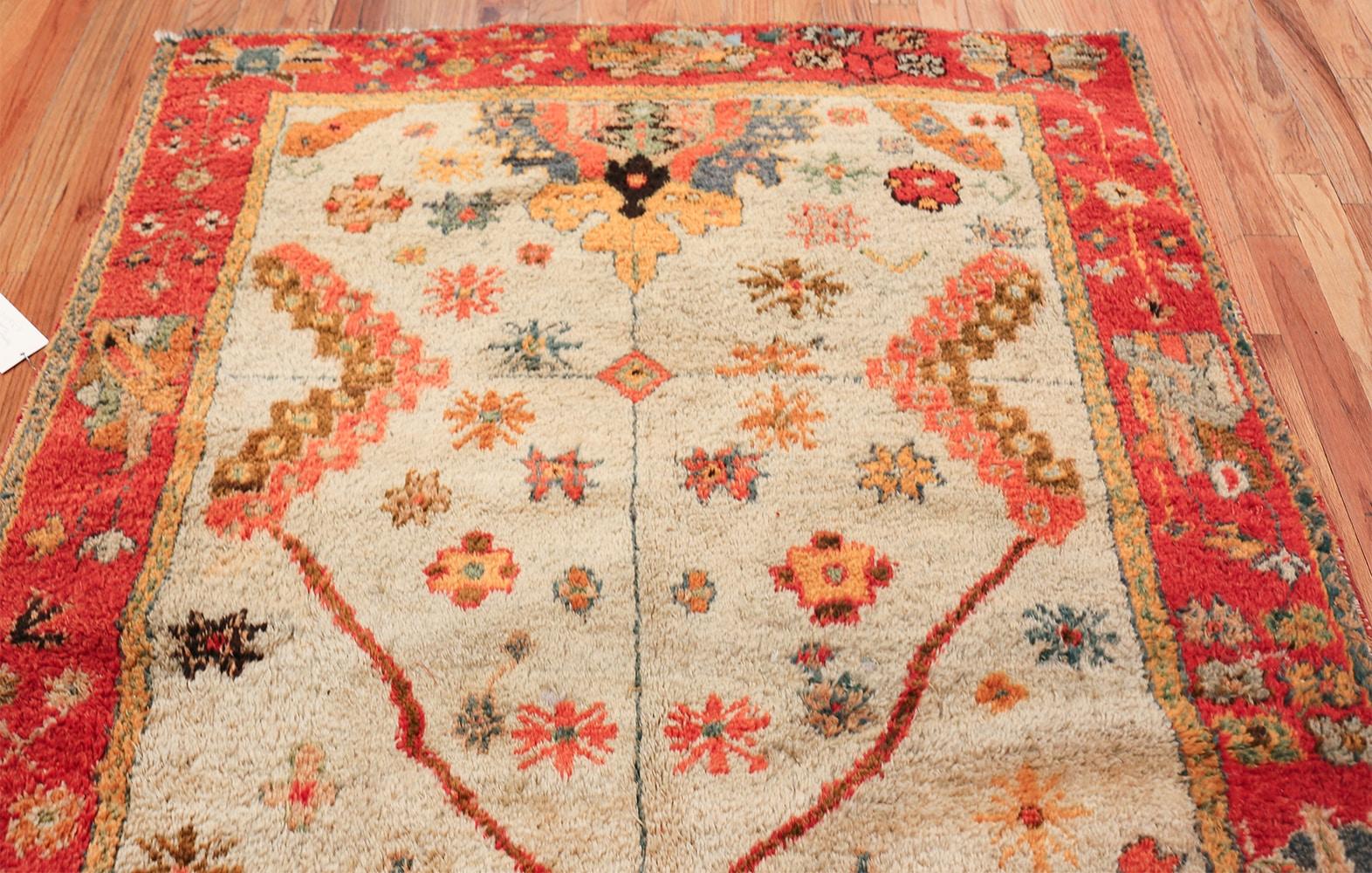Nazmiyal Collection Arts and Crafts Antique Turkish Oushak Rug.5 ft 5 in x 11 ft For Sale 2