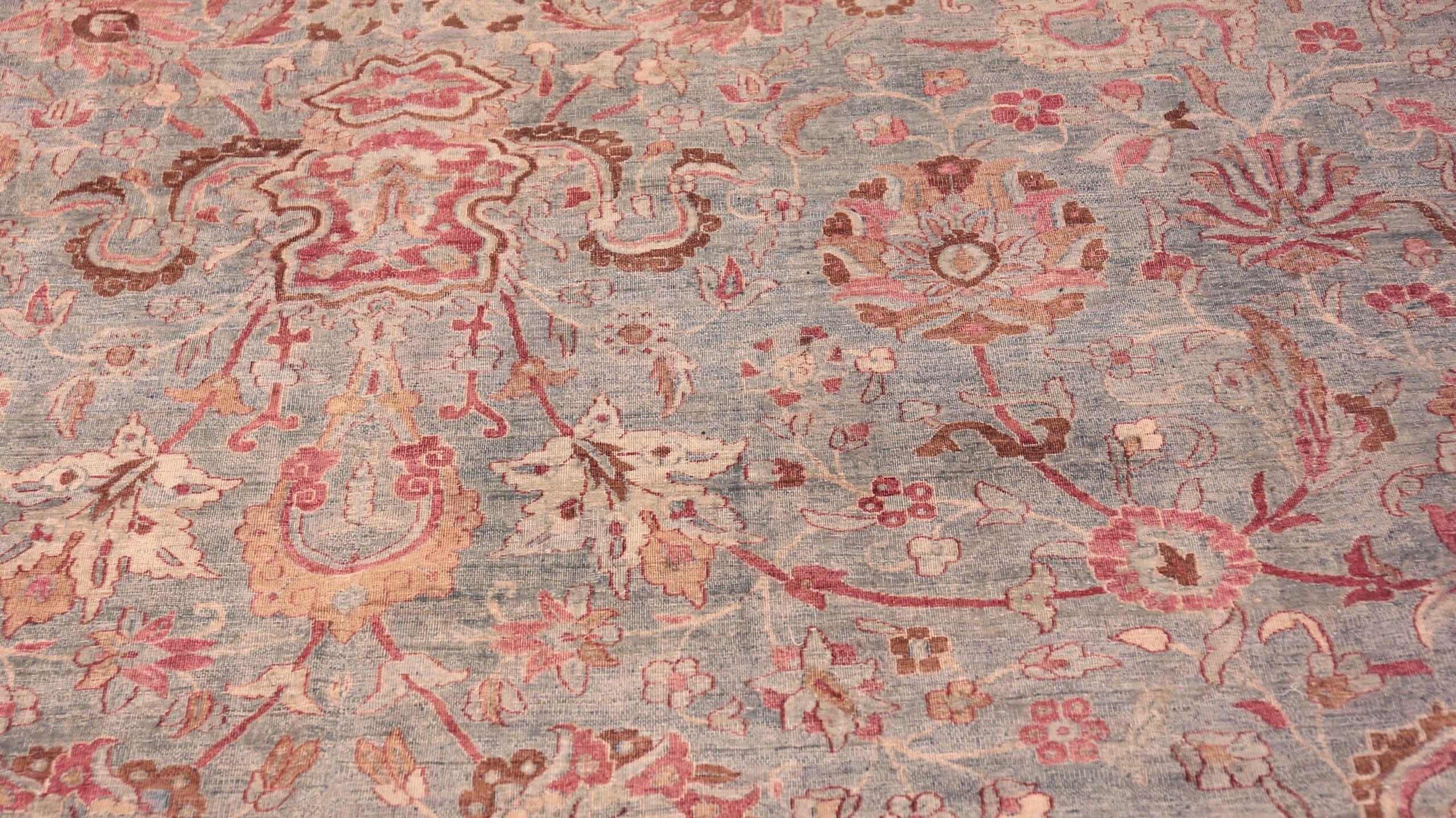 Antiker persischer Kerman-Teppich. Größe: 14 Fuß x 23 Fuß (Persisch) im Angebot