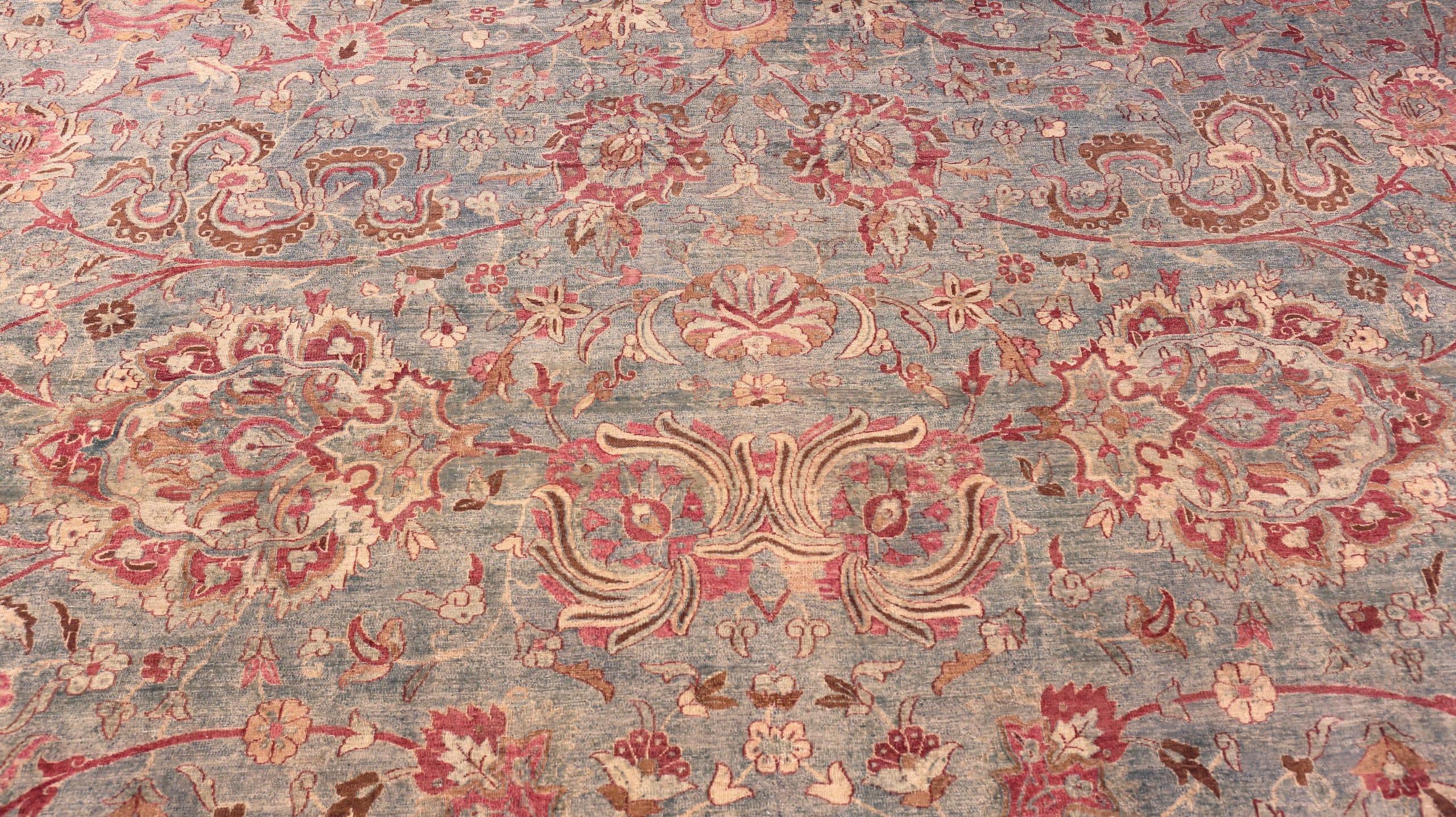 Wool Antique Persian Kerman Rug. Size: 14 ft x 23 ft For Sale