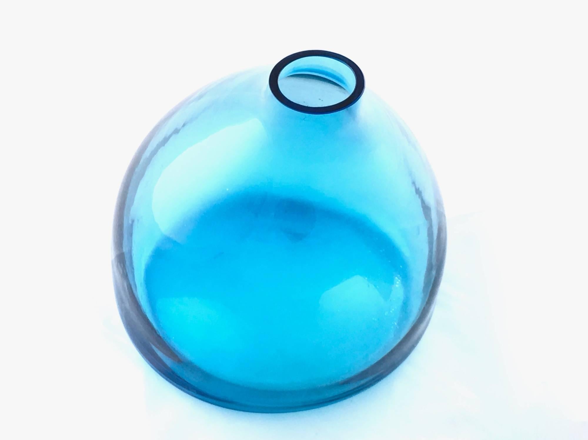 Late 20th Century Light Blue Murano Glass Vase in the Style of Toni Zuccheri, Italy, 1970s