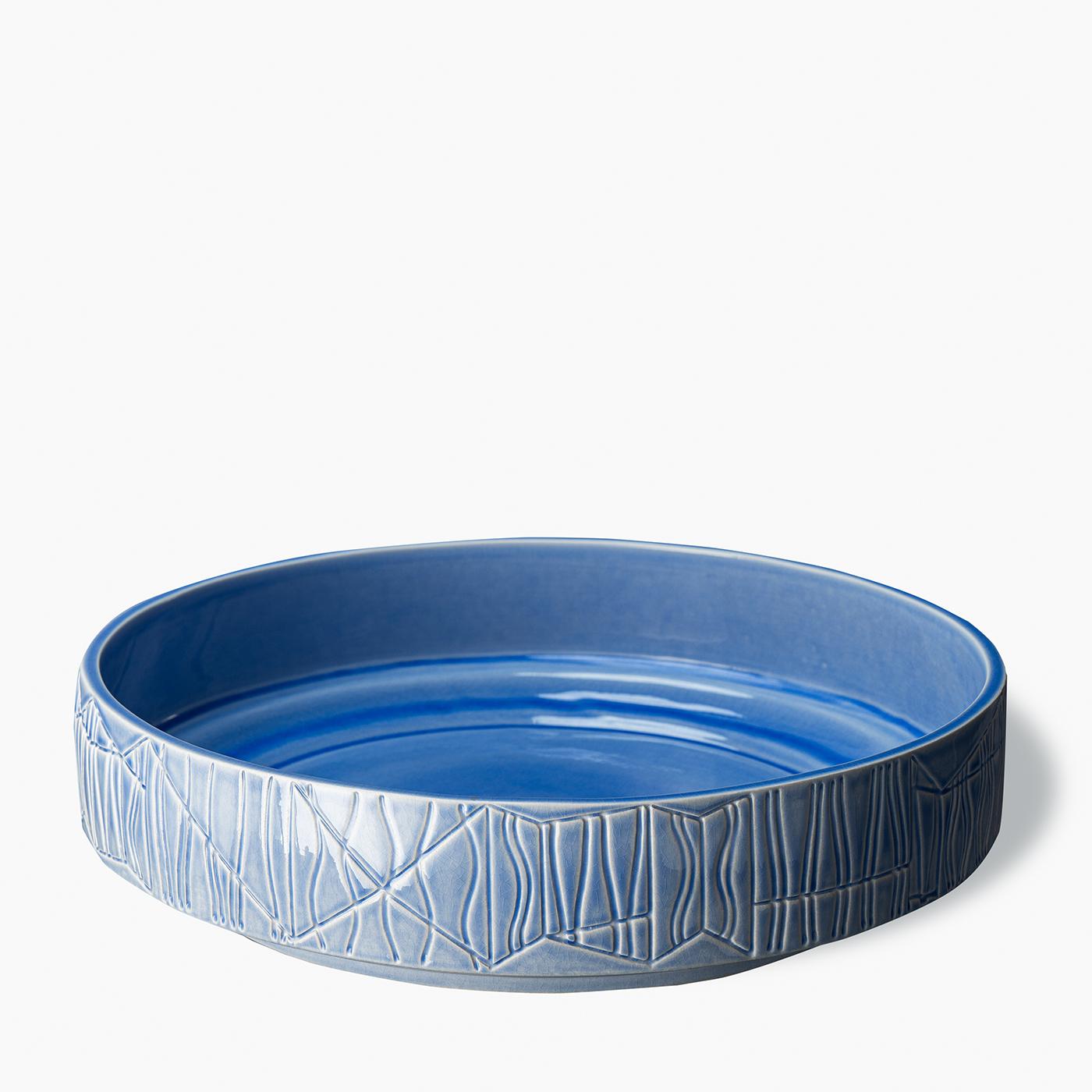 Hellblauer Bolo Tafelaufsatz von Bethan Laura Wood im Zustand „Neu“ im Angebot in Milan, IT