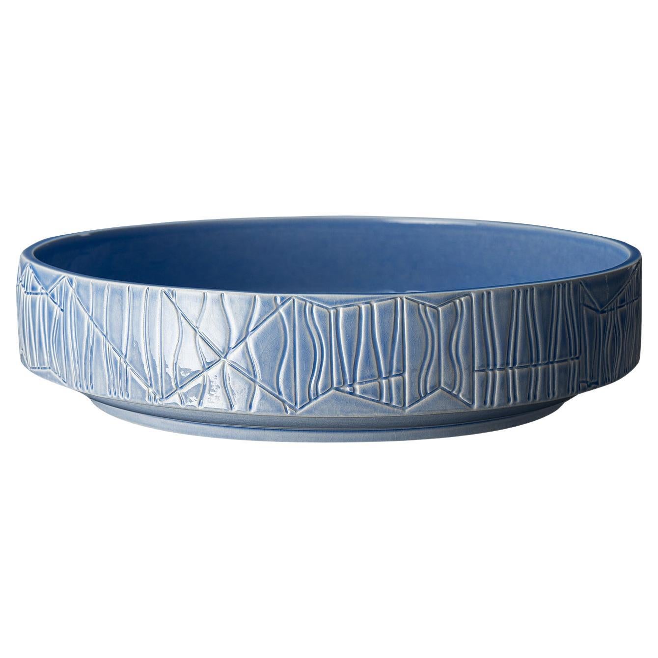 Hellblauer Bolo Tafelaufsatz von Bethan Laura Wood im Angebot