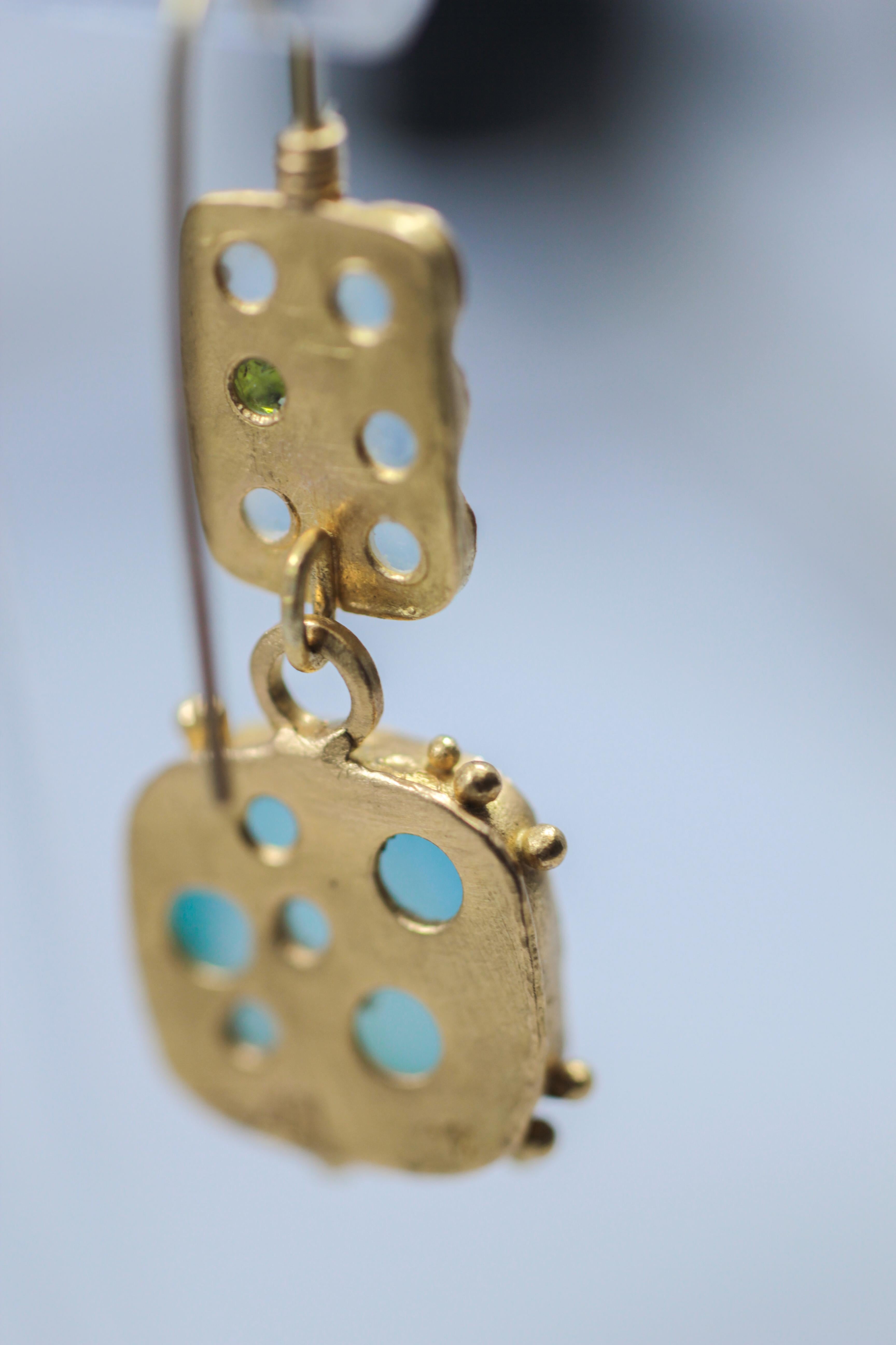 Women's Light Blue Chalcedony Cabochon 22 Karat Gold Drop Dangle Earrings For Sale