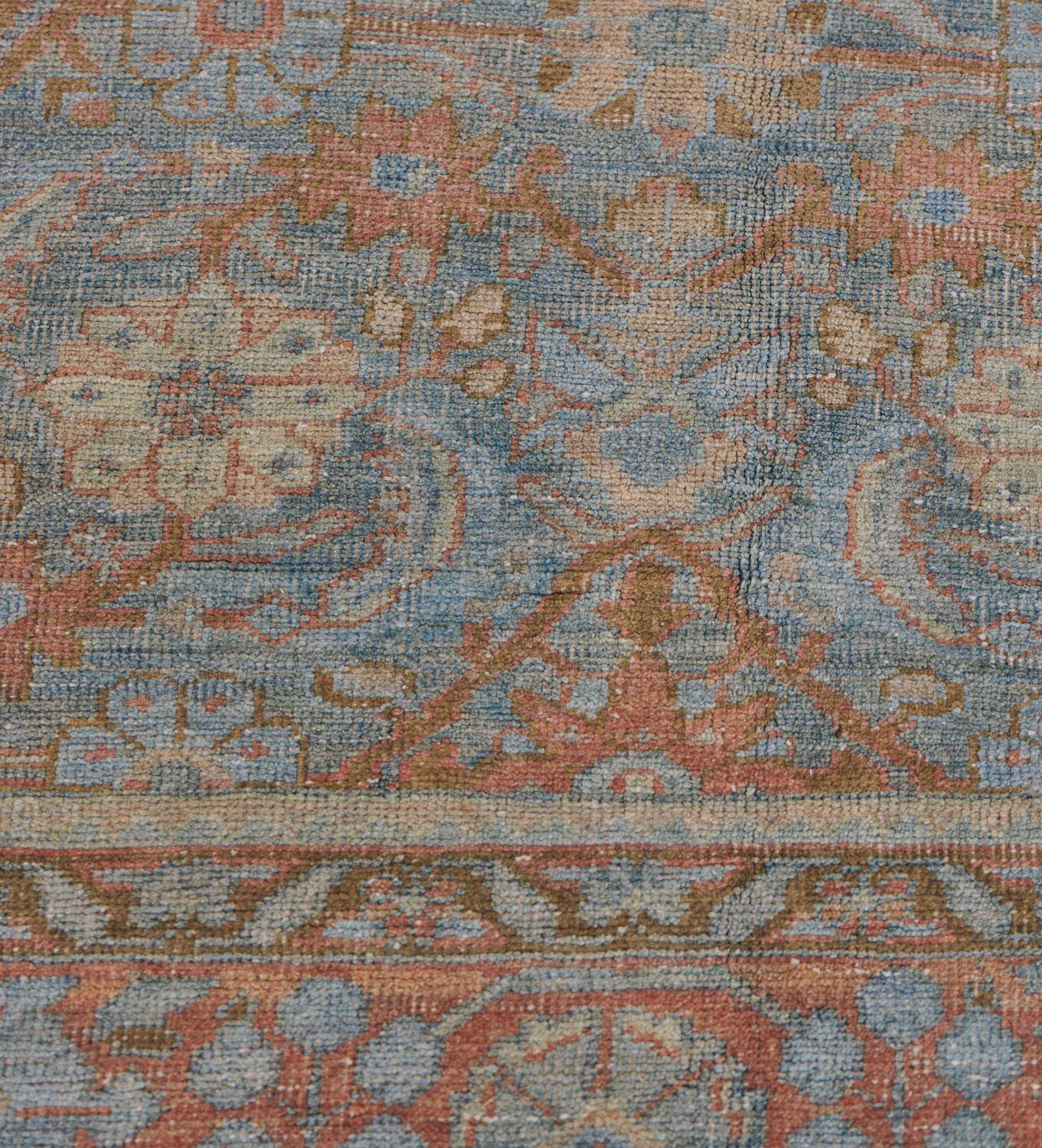Light Blue Circa 1920 Antique Mahal Wool Rug In Good Condition For Sale In West Hollywood, CA