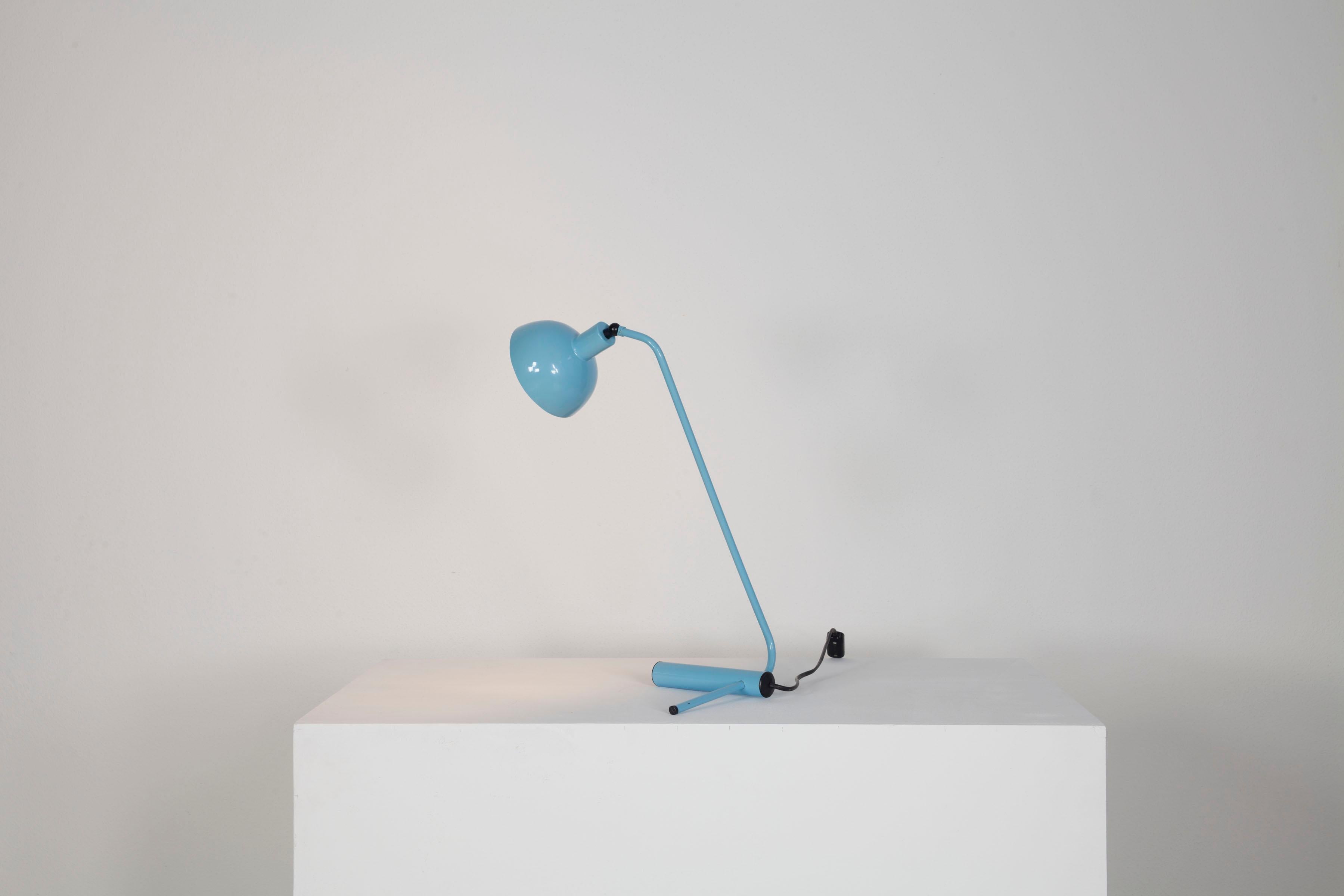 Light blue desk lamp from Italy 1960s. In Good Condition For Sale In Wolfurt, AT