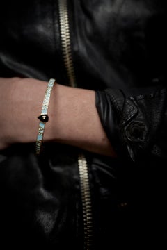 Bracciale Bangle con smalto azzurro, diamante e onice, cuore placcato oro J DAUPHIN