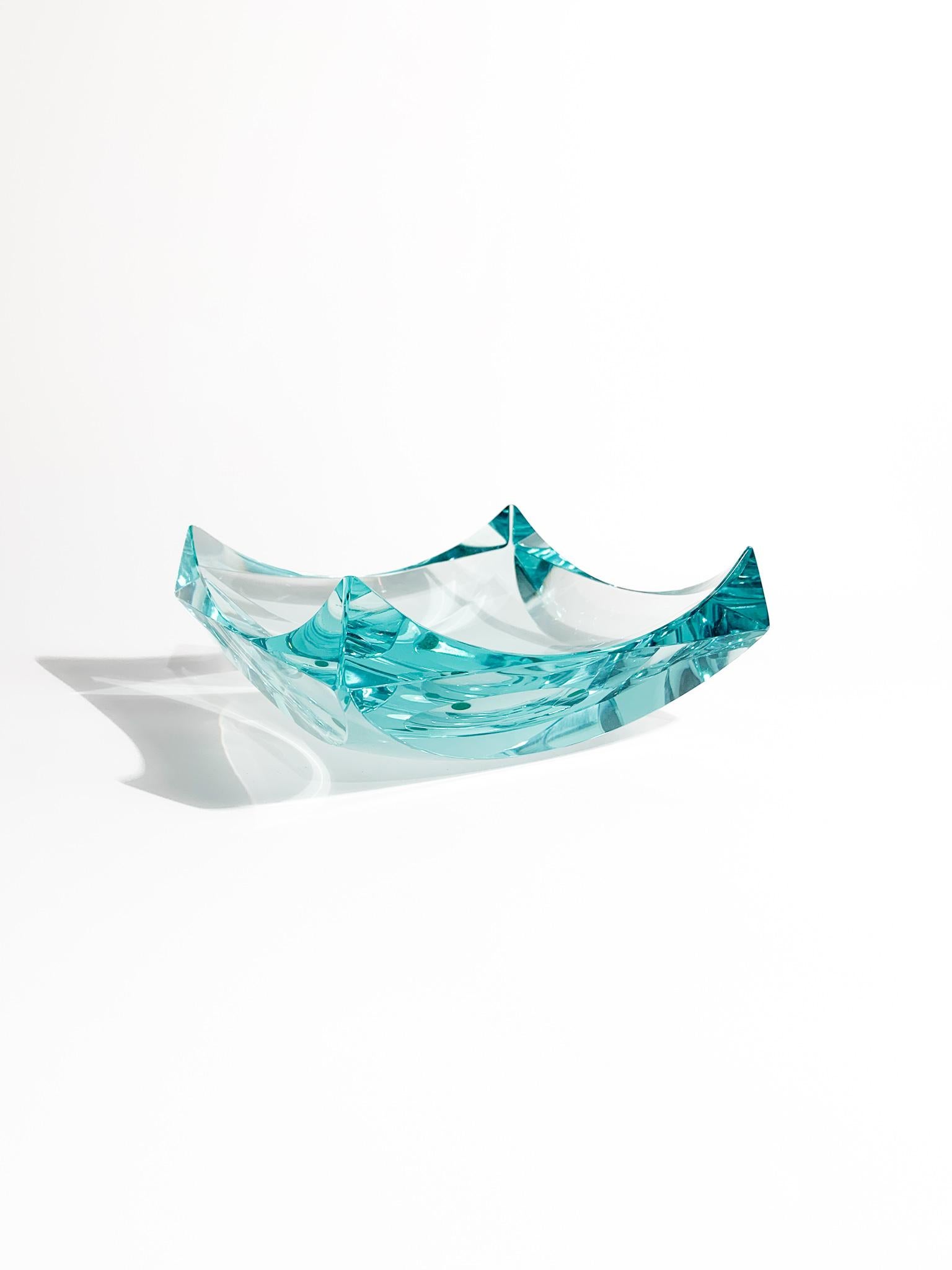 Aschenbecher oder Taschentablett aus blauem Glas, dessen Herstellung Fontana Arte in den 1970er Jahren zugeschrieben wird

Ø 17 cm h 8 cm