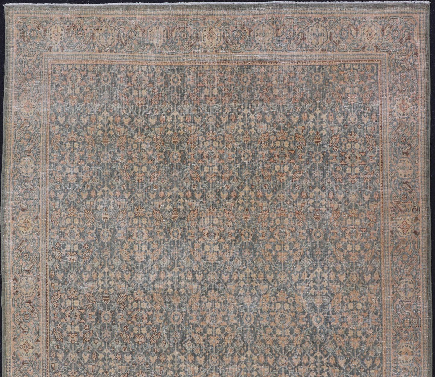Tapis persan ancien de Tabriz à fond bleu clair/gris avec motif Herati en vente 4