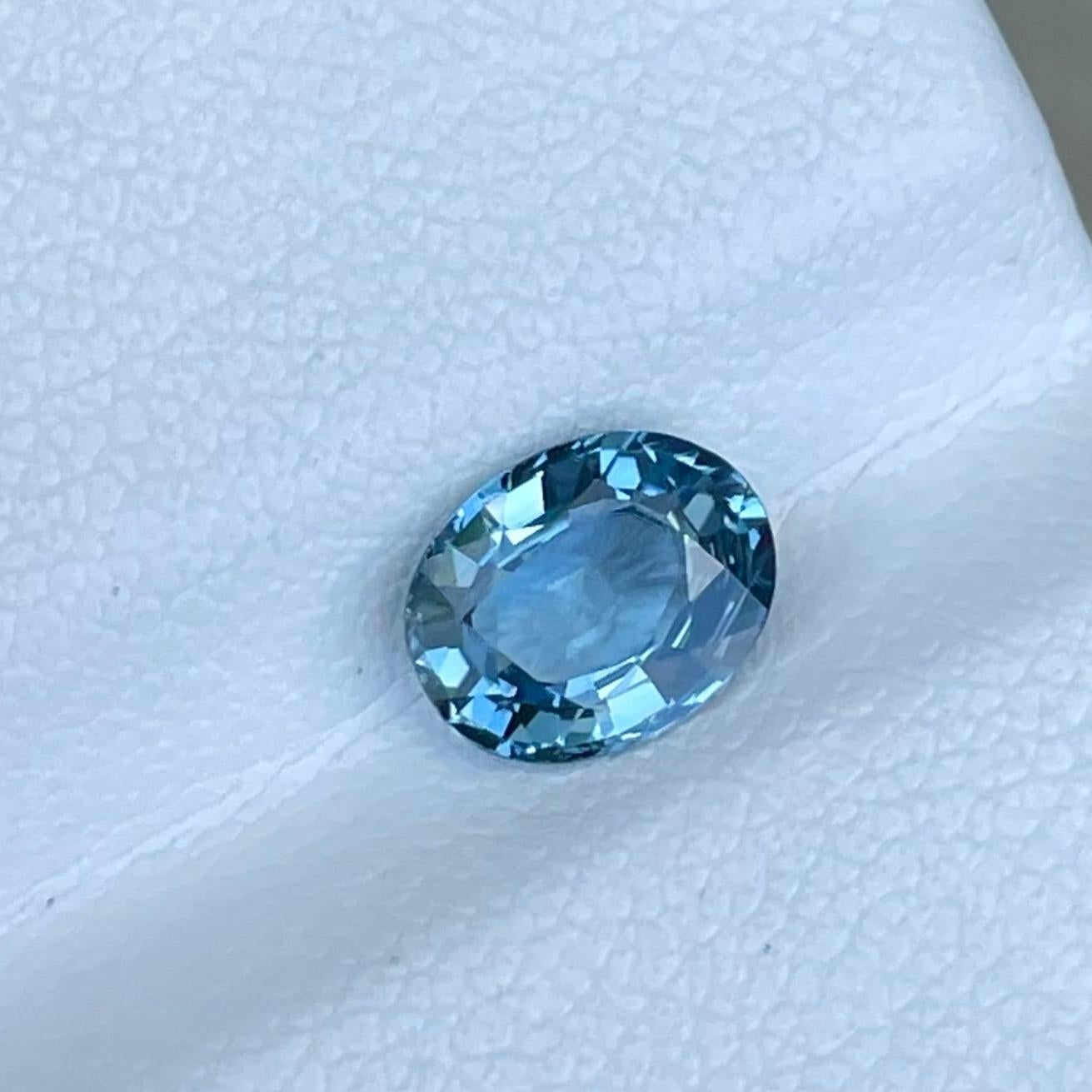 Women's or Men's Light Blue Loose Sapphire 1.35 Carats Step Oval Cut Natural Sri Lankan Gemstone For Sale