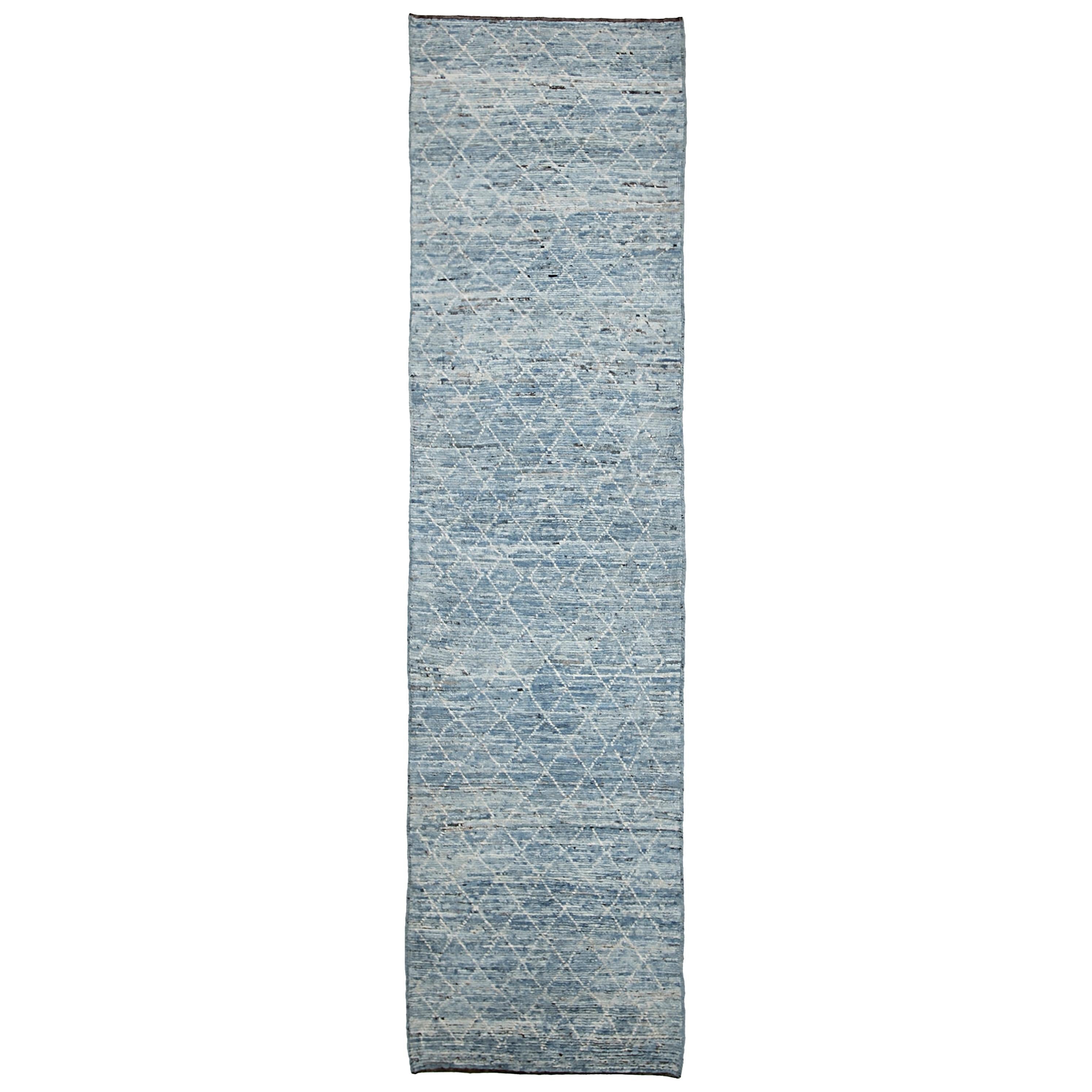 Nazmiyal Collection Modern Moroccan Style Runner Rug. 2 ft 9 in x 10 ft 9 in